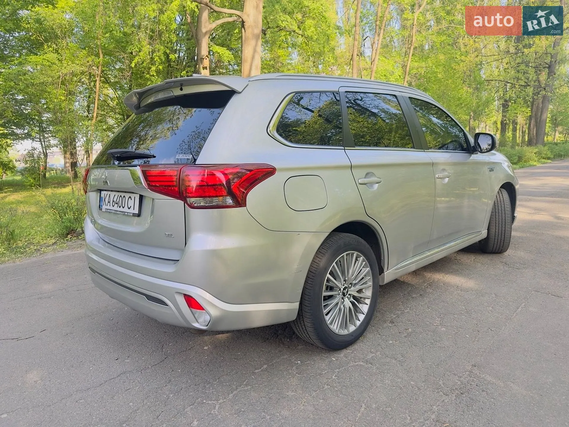 2022 Mitsubishi Outlander - мініатюра 11