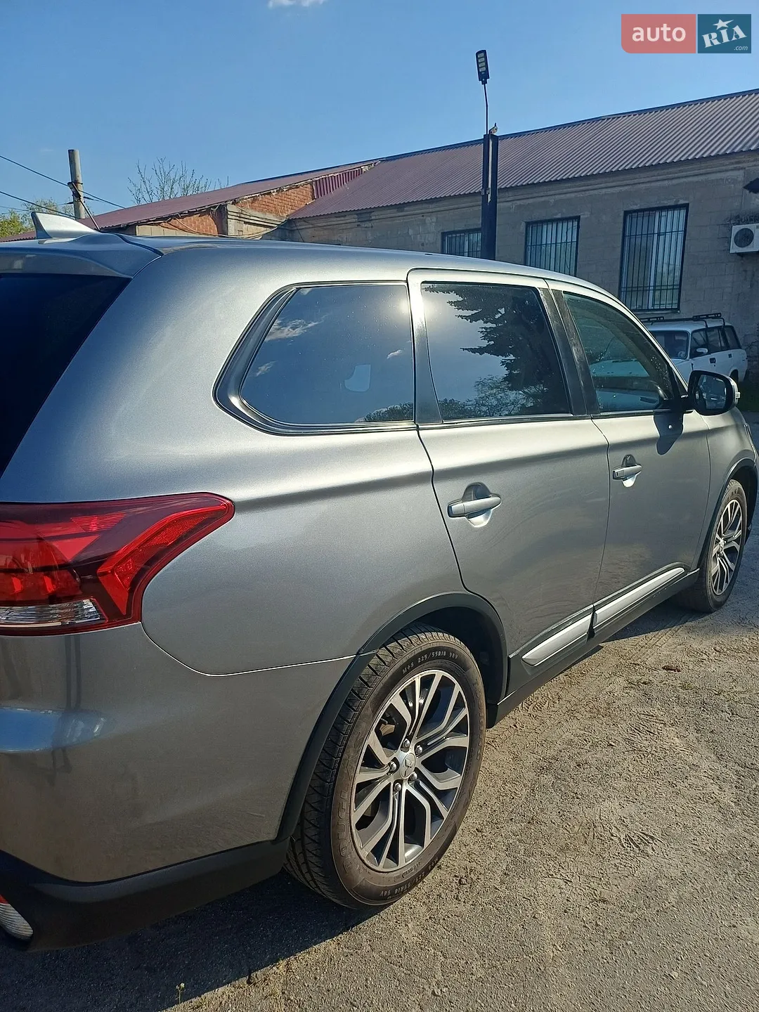 2018 Mitsubishi Outlander - мініатюра 3