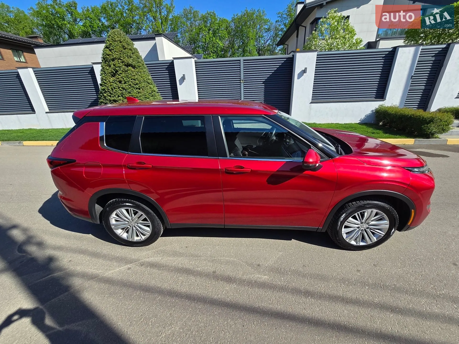 2022 Mitsubishi Outlander - мініатюра 7
