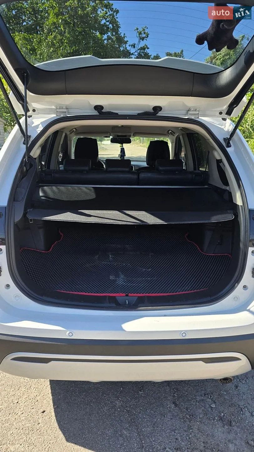 2020 Mitsubishi Outlander - мініатюра 5