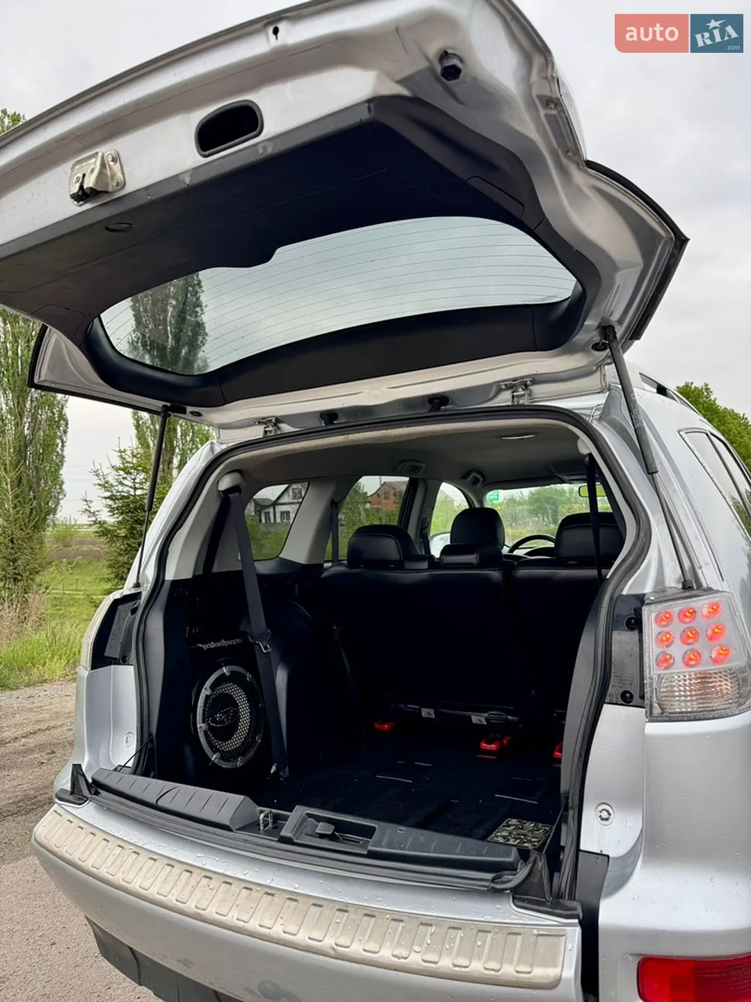 2010 Mitsubishi Outlander - мініатюра 15