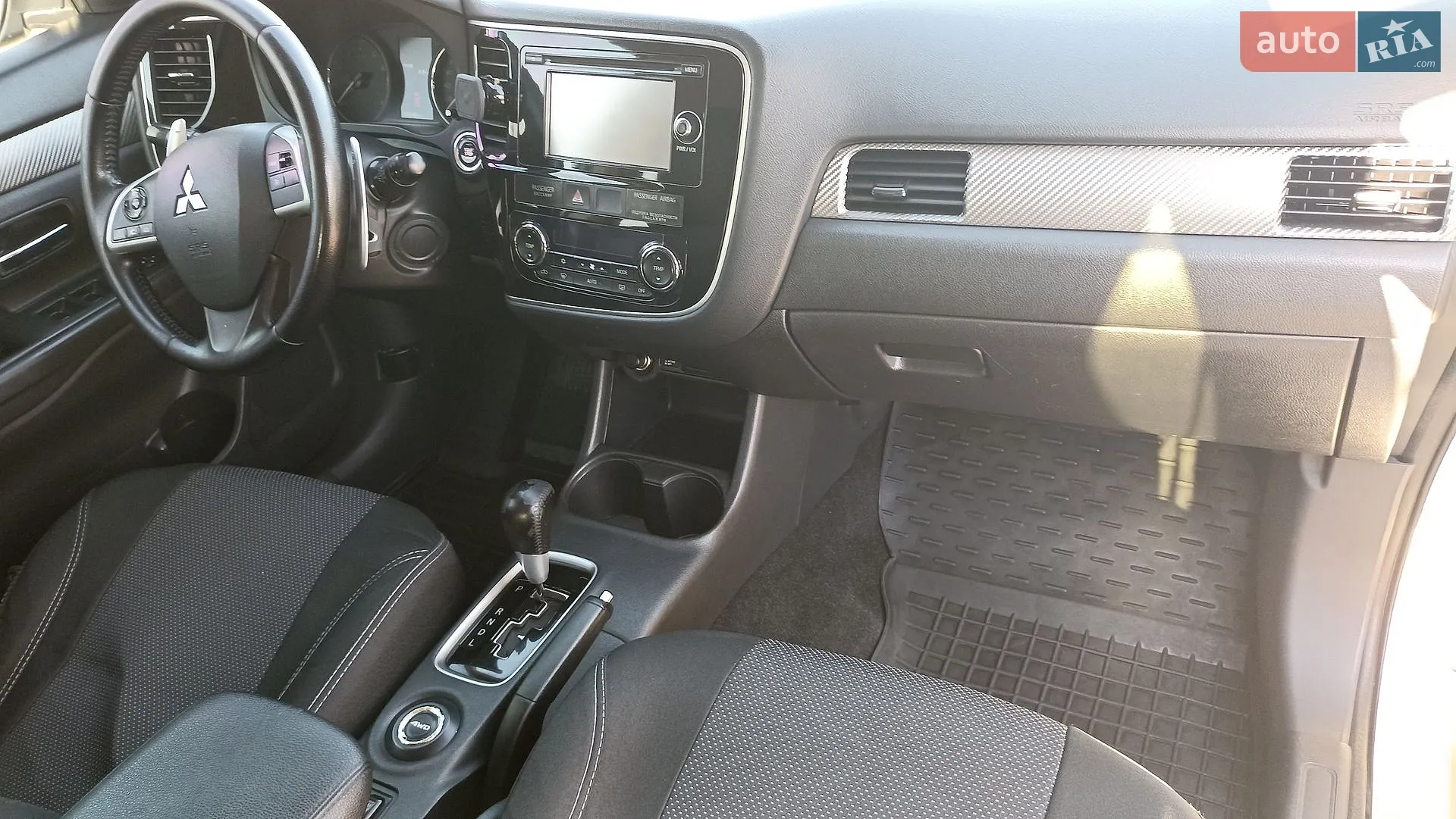 2013 Mitsubishi Outlander - мініатюра 10