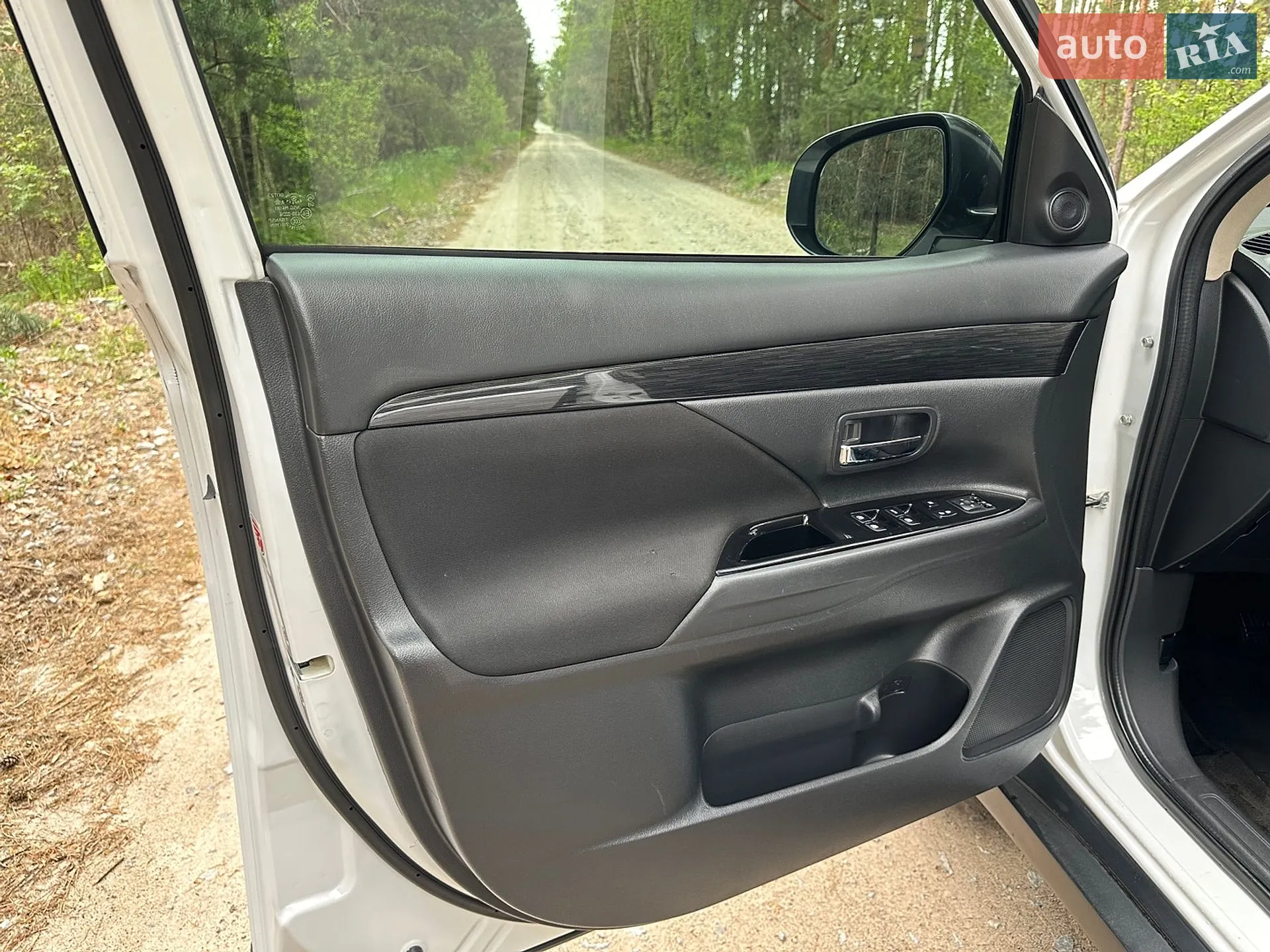2015 Mitsubishi Outlander - мініатюра 11