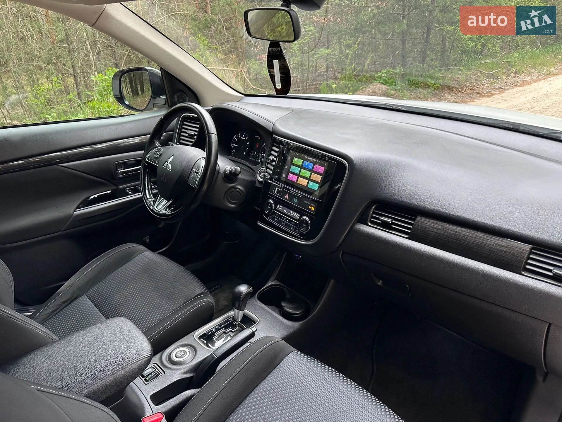 2015 Mitsubishi Outlander - мініатюра 15
