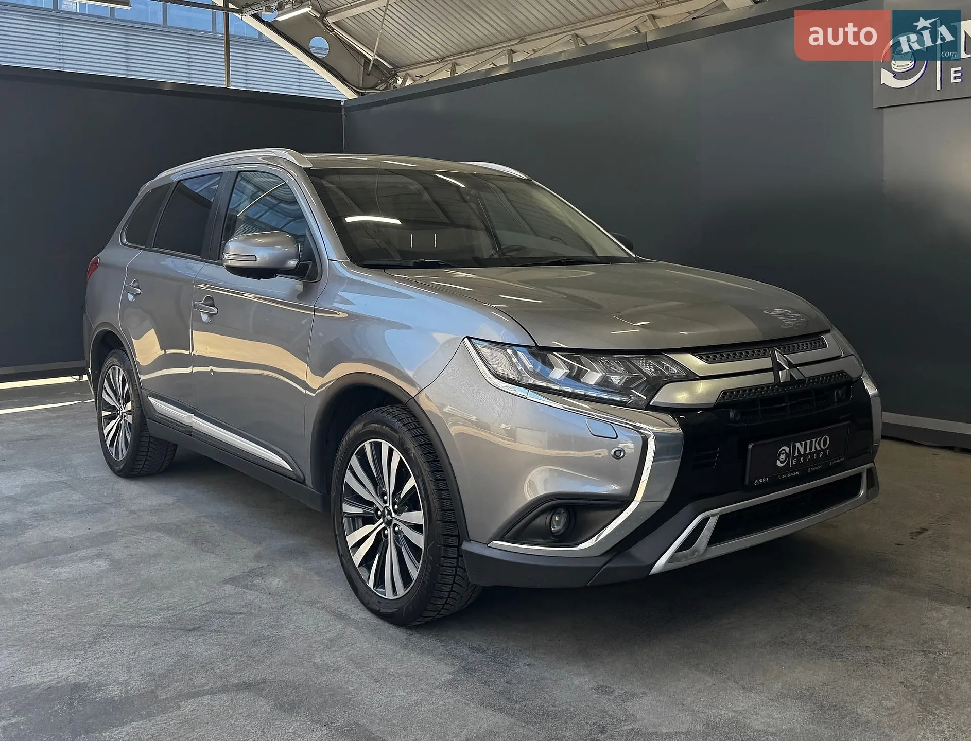 2021 Mitsubishi Outlander - мініатюра 11