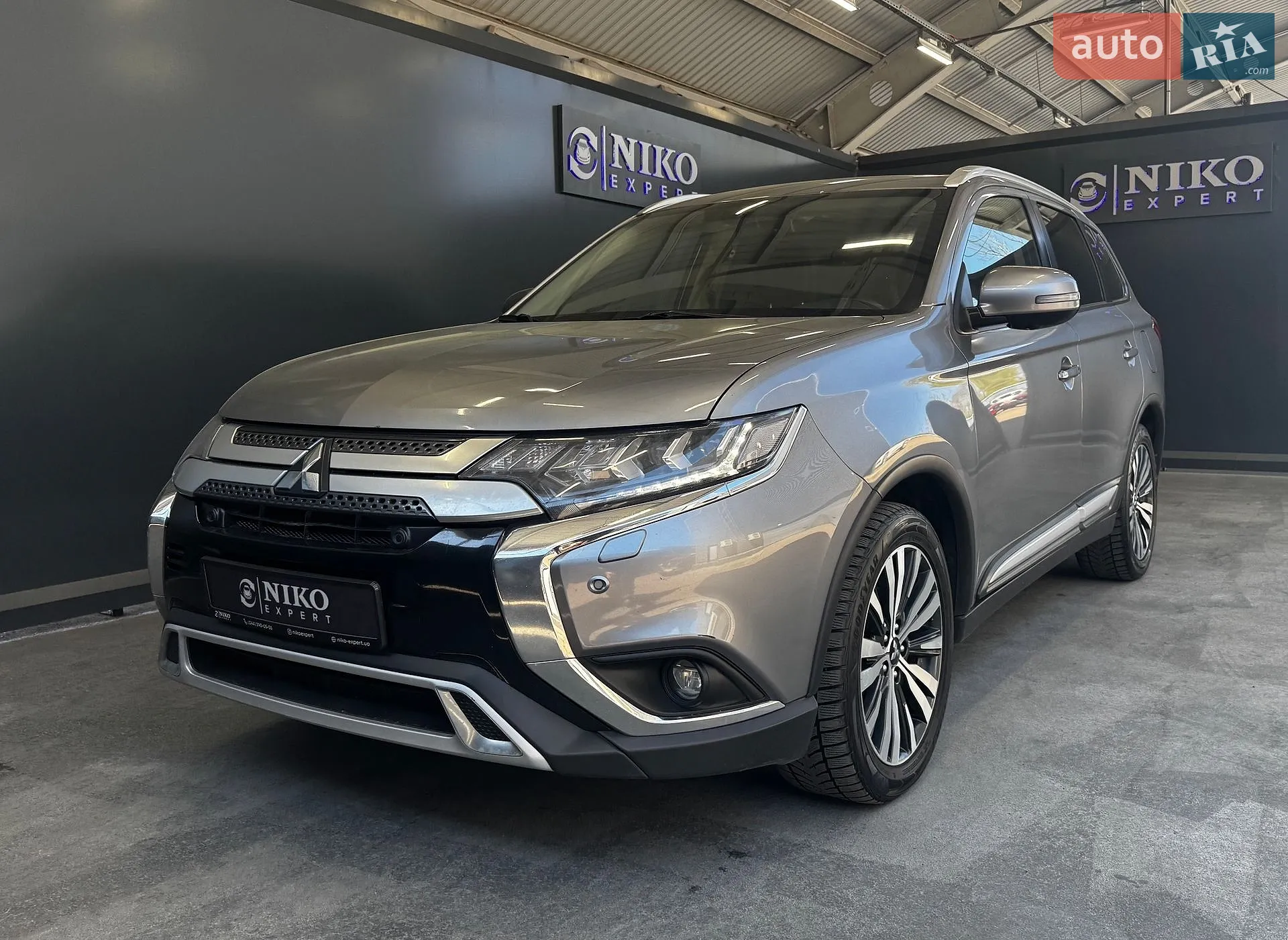 2021 Mitsubishi Outlander - мініатюра 2