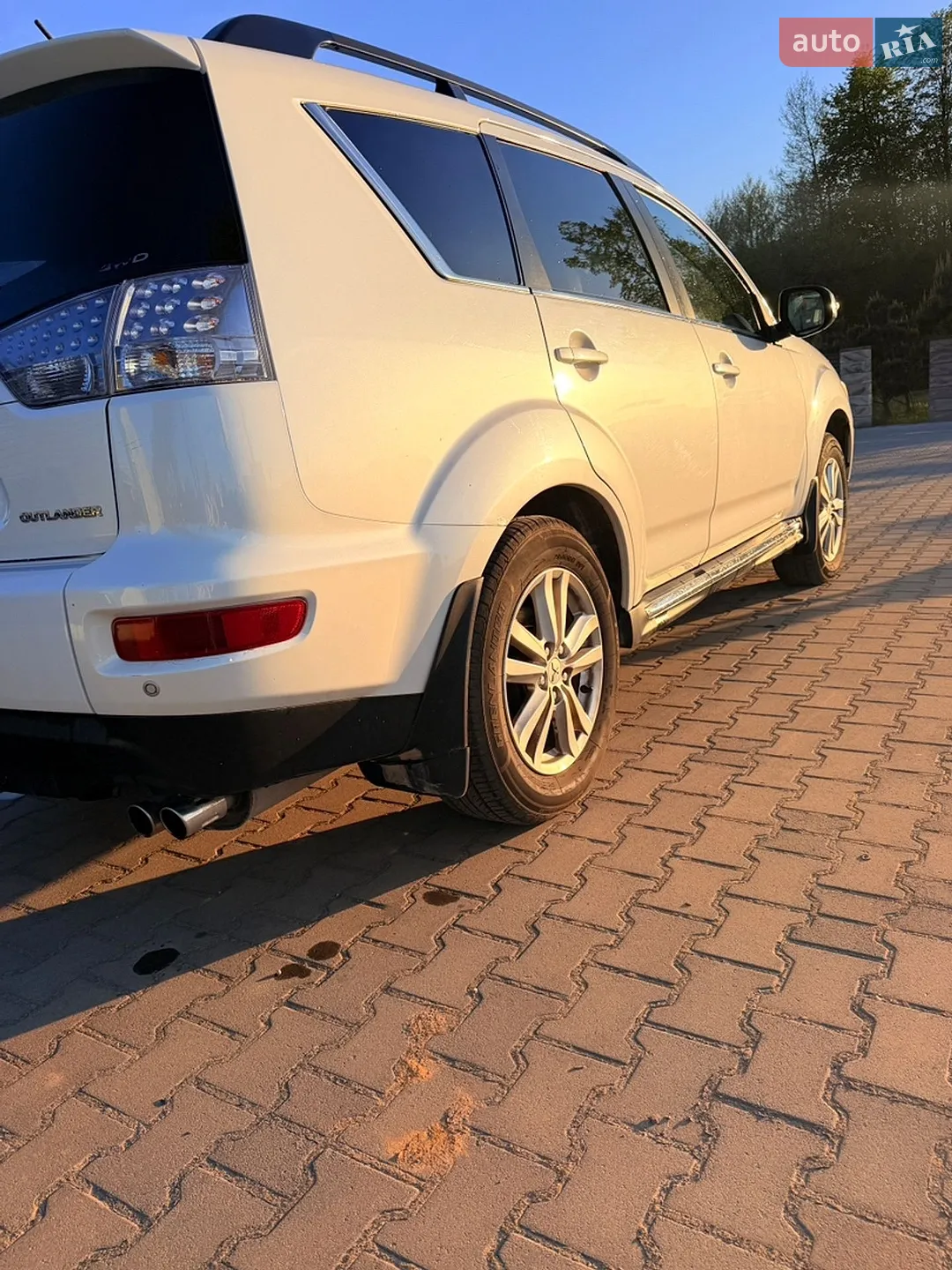 2011 Mitsubishi Outlander - мініатюра 7