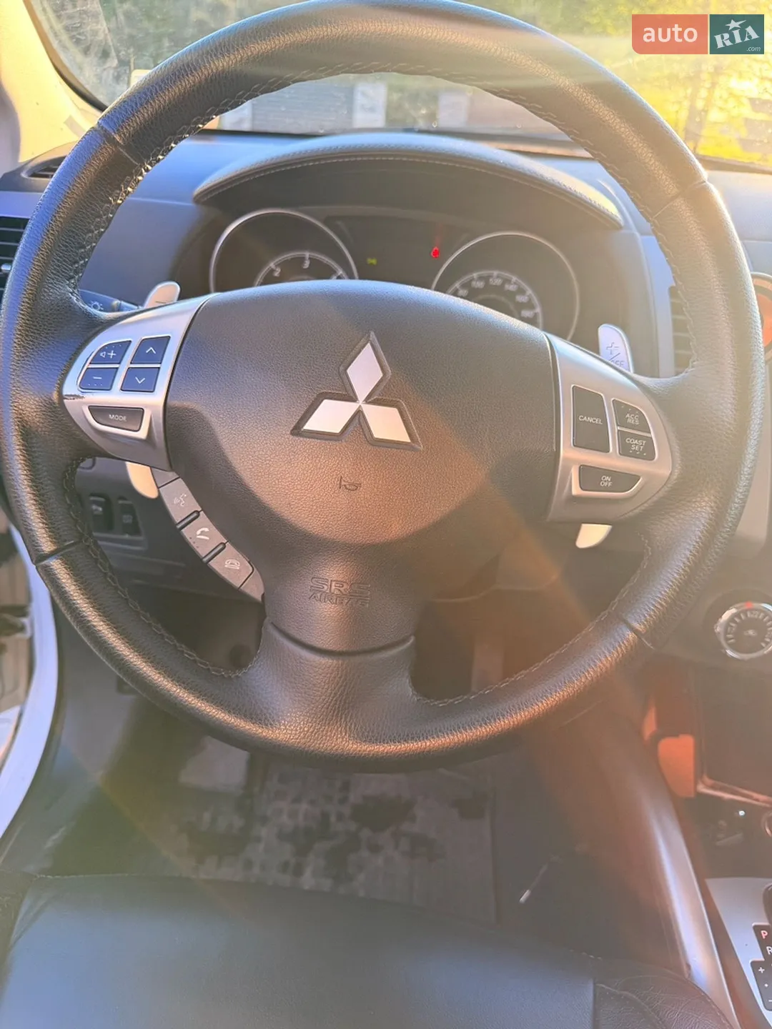 2011 Mitsubishi Outlander - мініатюра 11