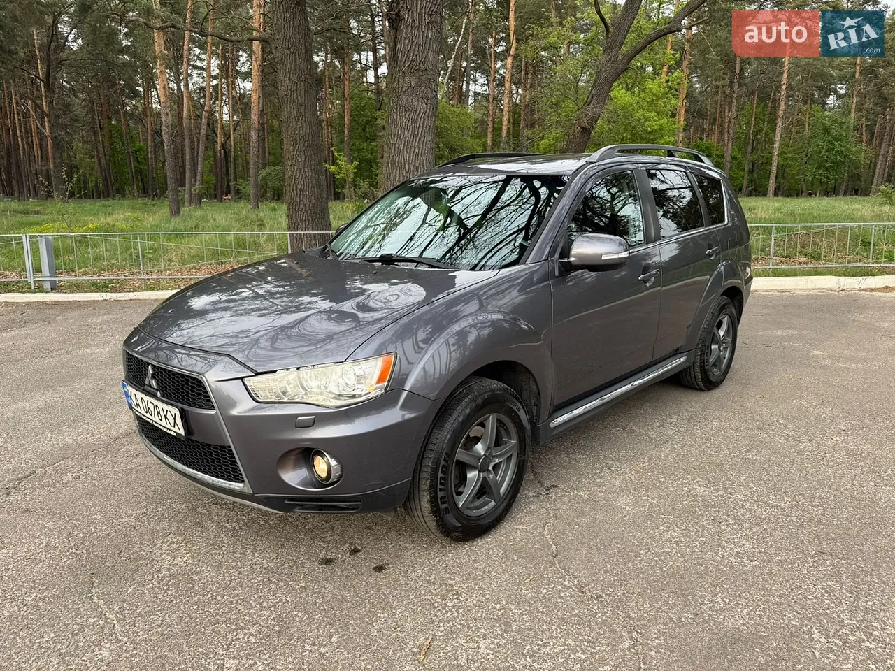2013 Mitsubishi Outlander - мініатюра 25