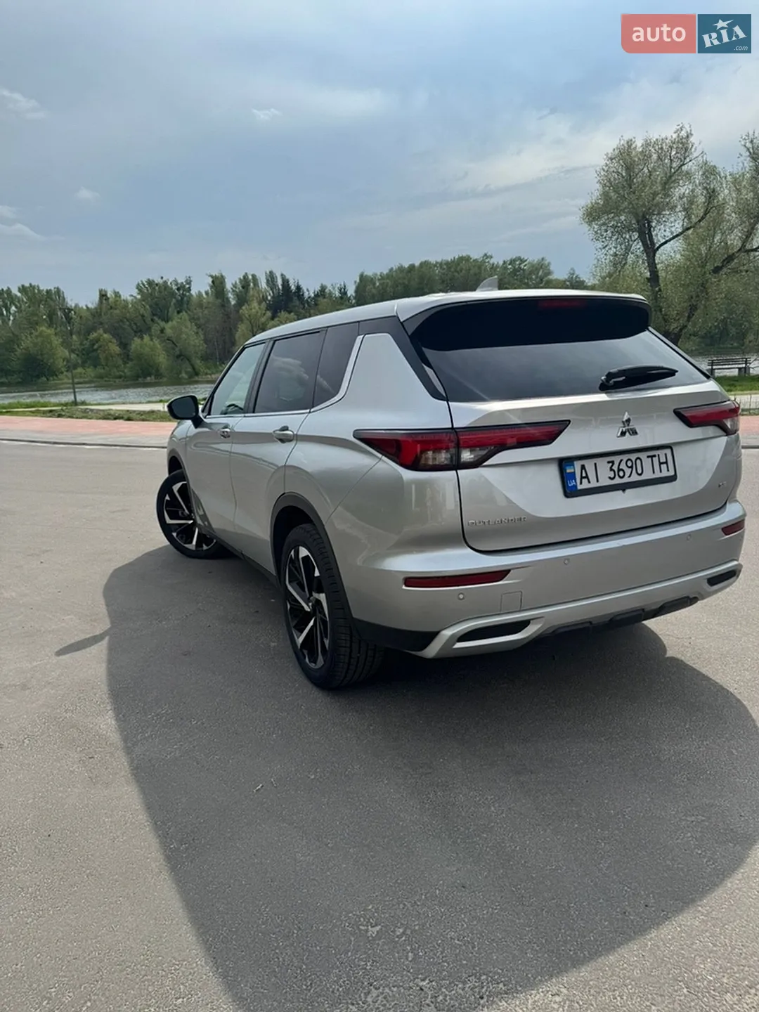 2022 Mitsubishi Outlander - мініатюра 6