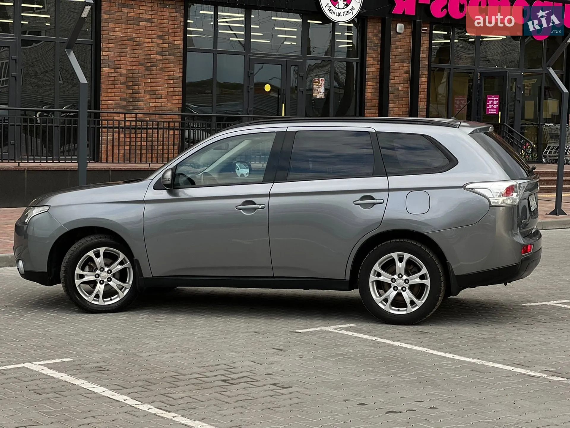 2013 Mitsubishi Outlander - мініатюра 19