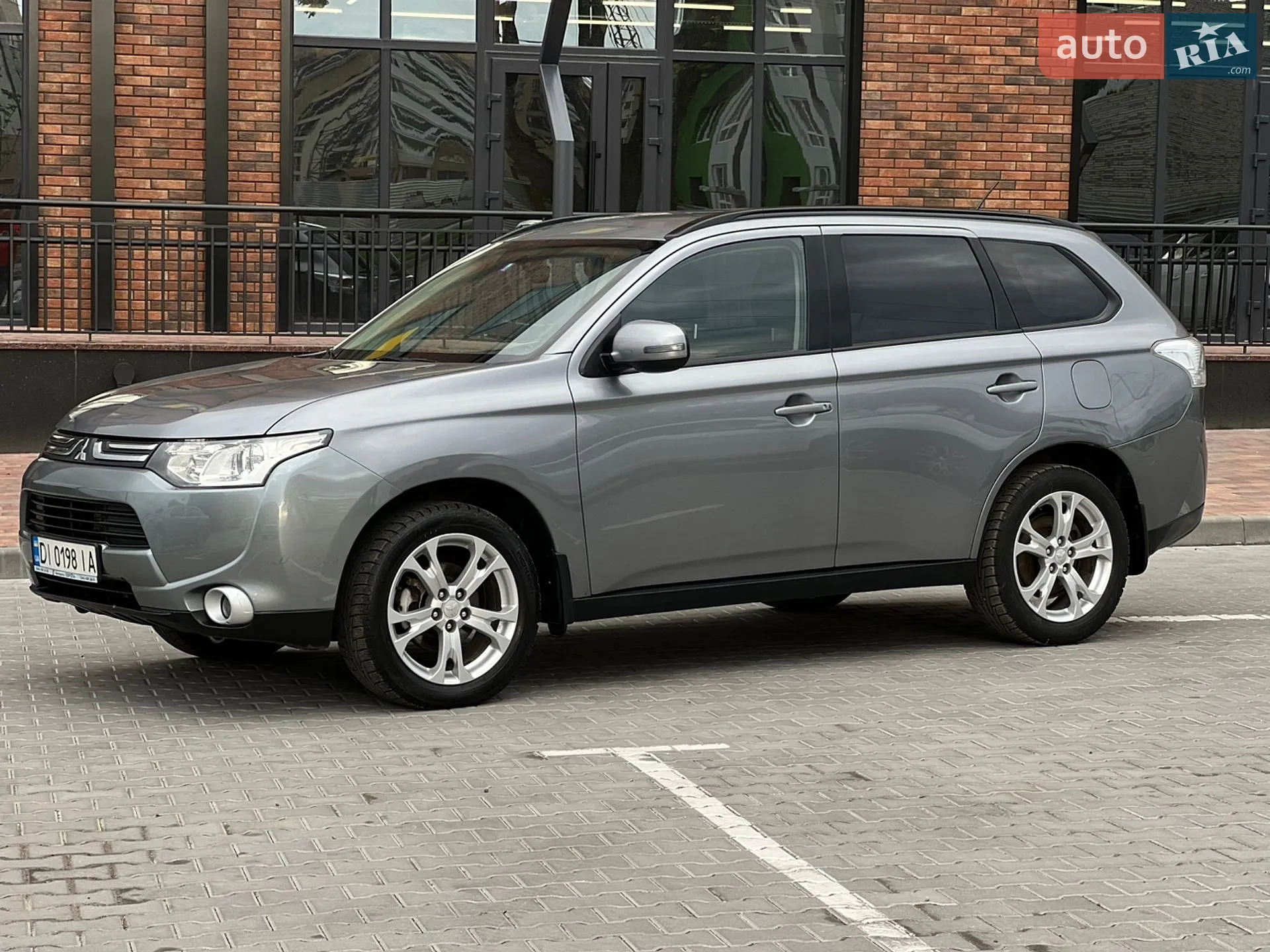 2013 Mitsubishi Outlander - мініатюра 23