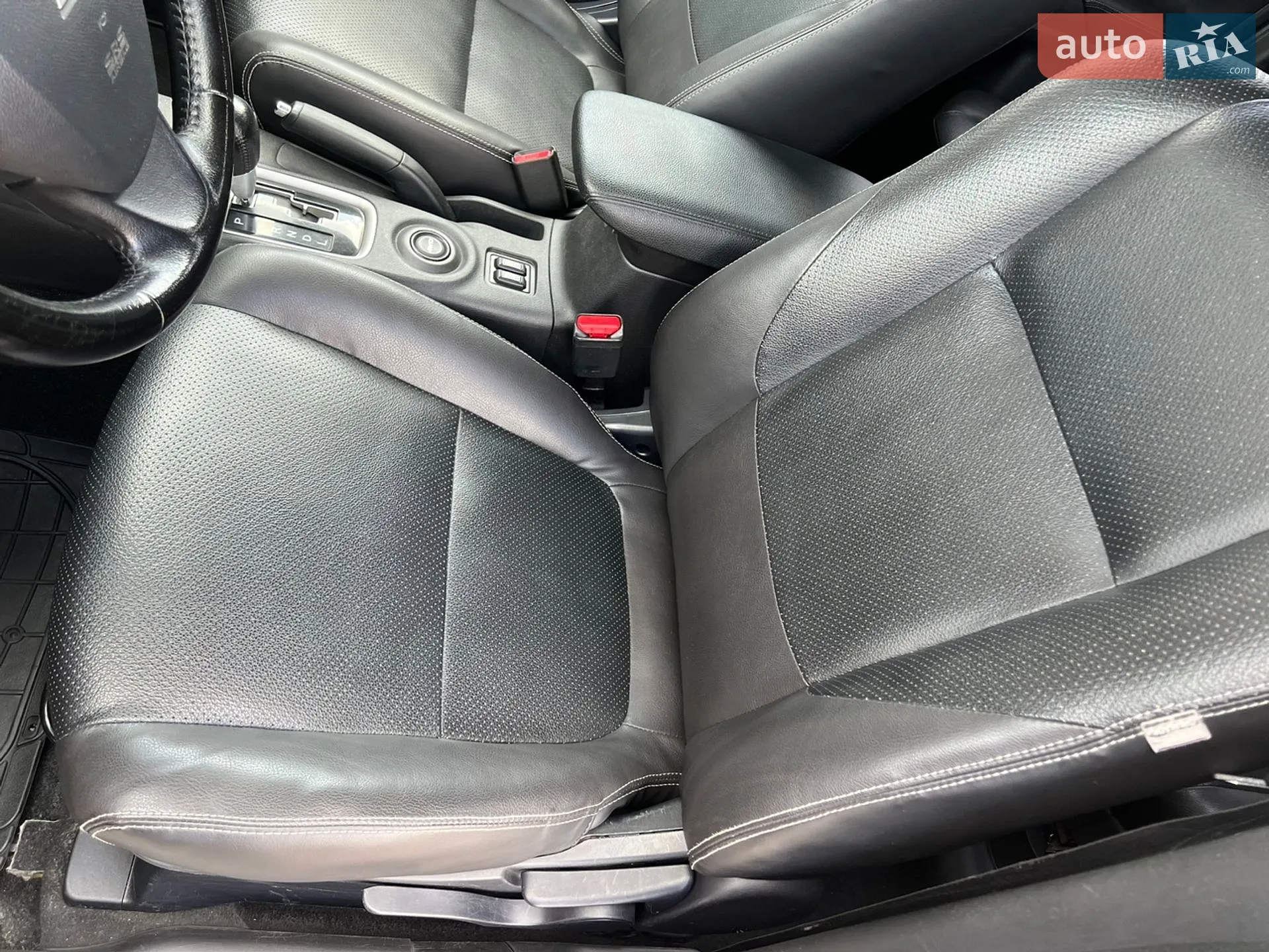 2013 Mitsubishi Outlander - мініатюра 41