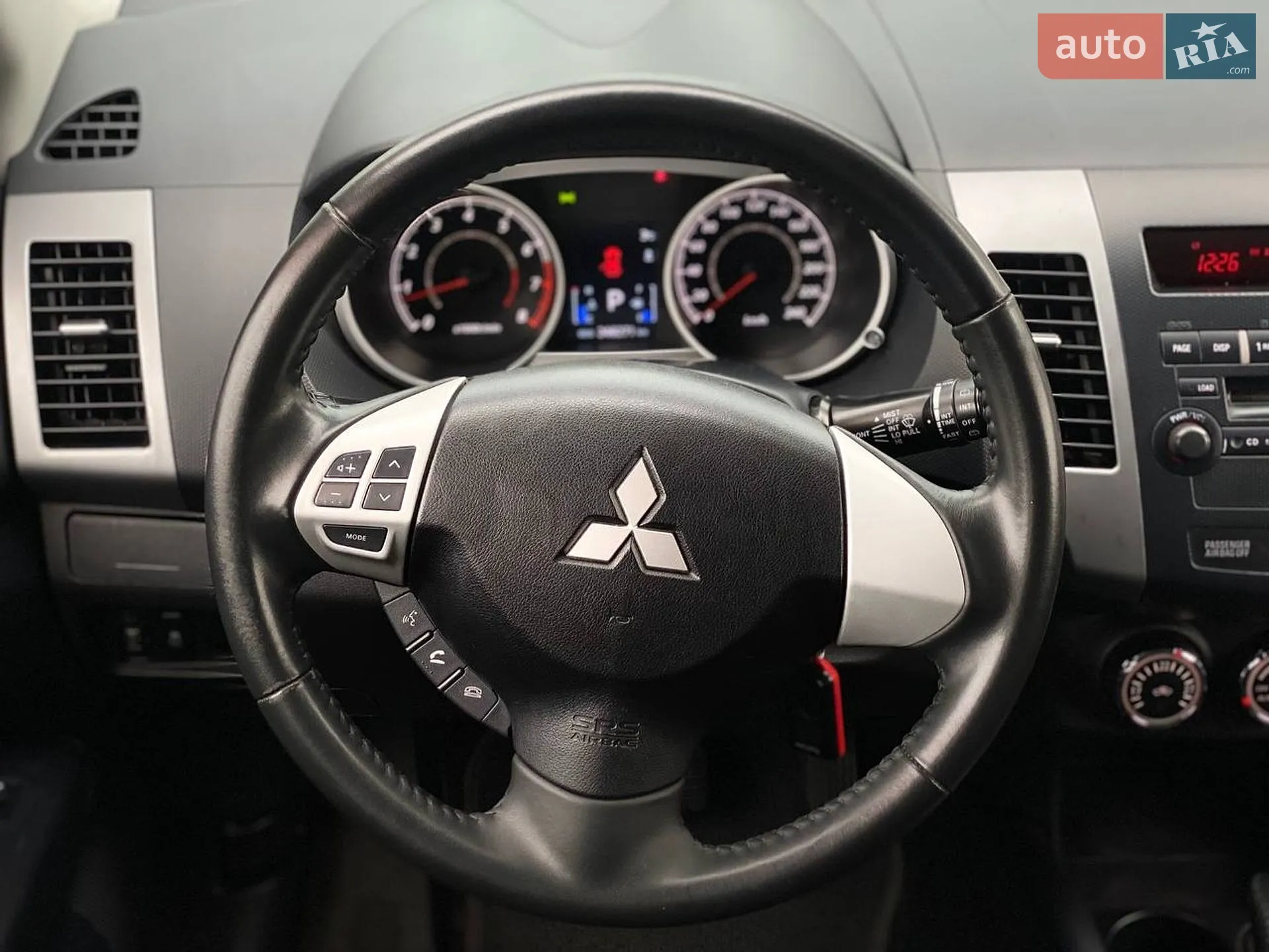 2011 Mitsubishi Outlander - мініатюра 44