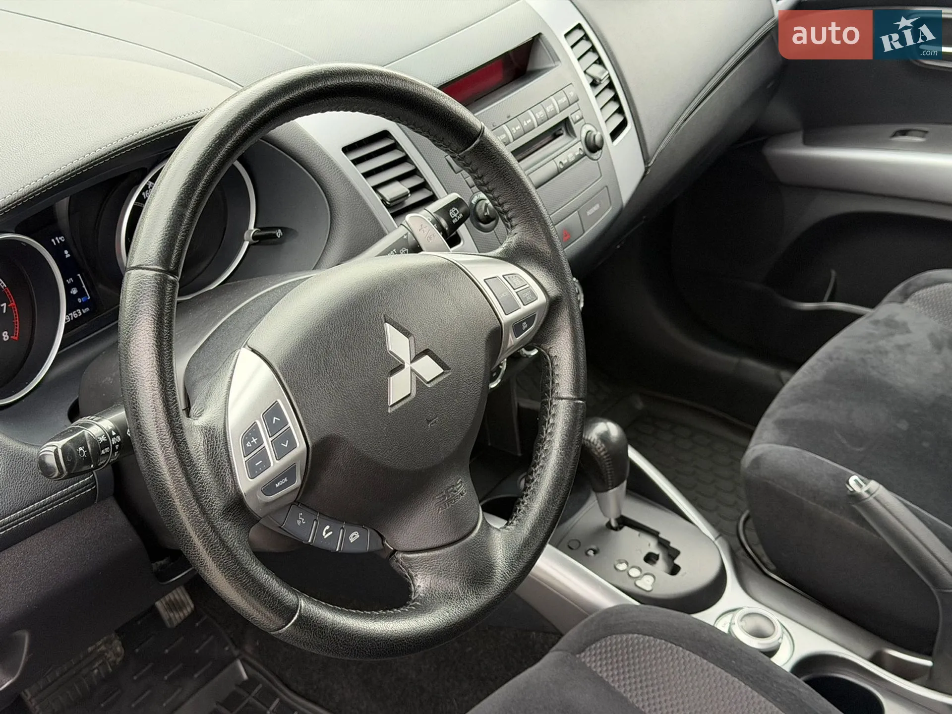 2012 Mitsubishi Outlander - мініатюра 10