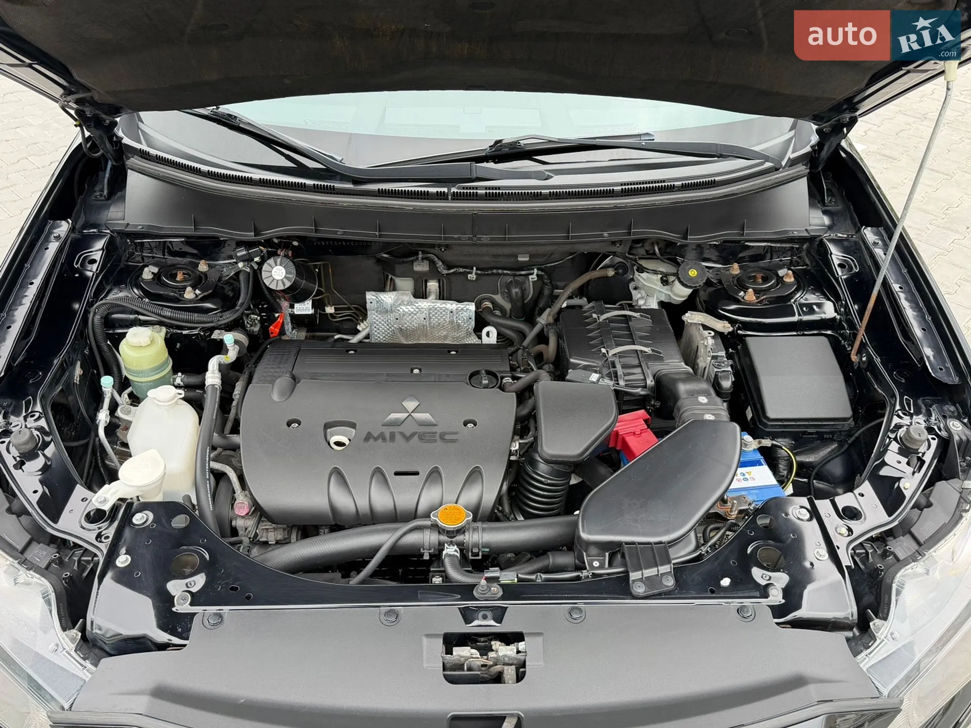 2012 Mitsubishi Outlander - мініатюра 24