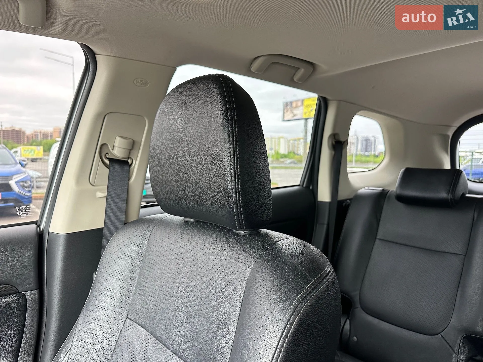 2018 Mitsubishi Outlander - мініатюра 29