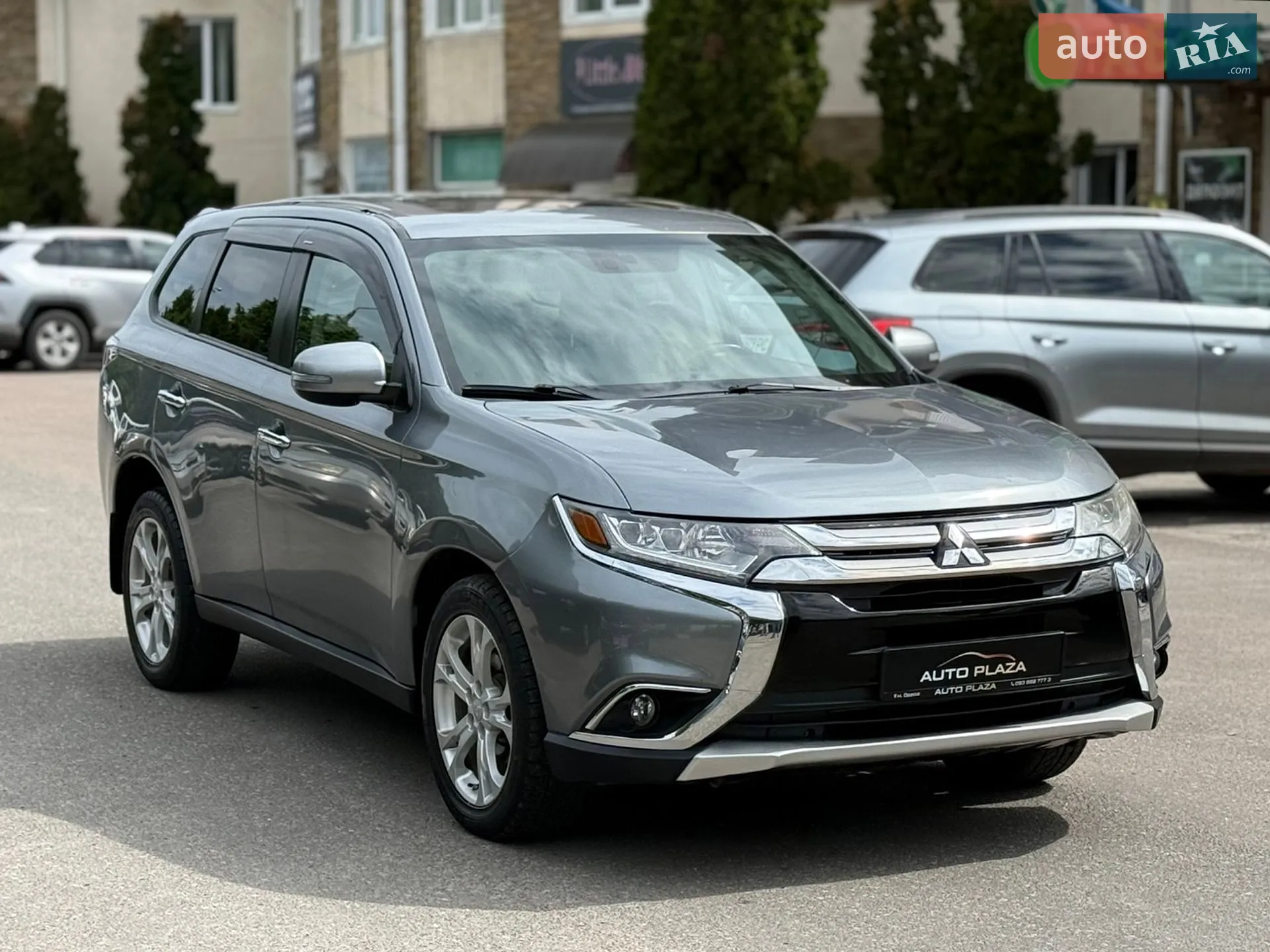 2013 Mitsubishi Outlander - мініатюра 4