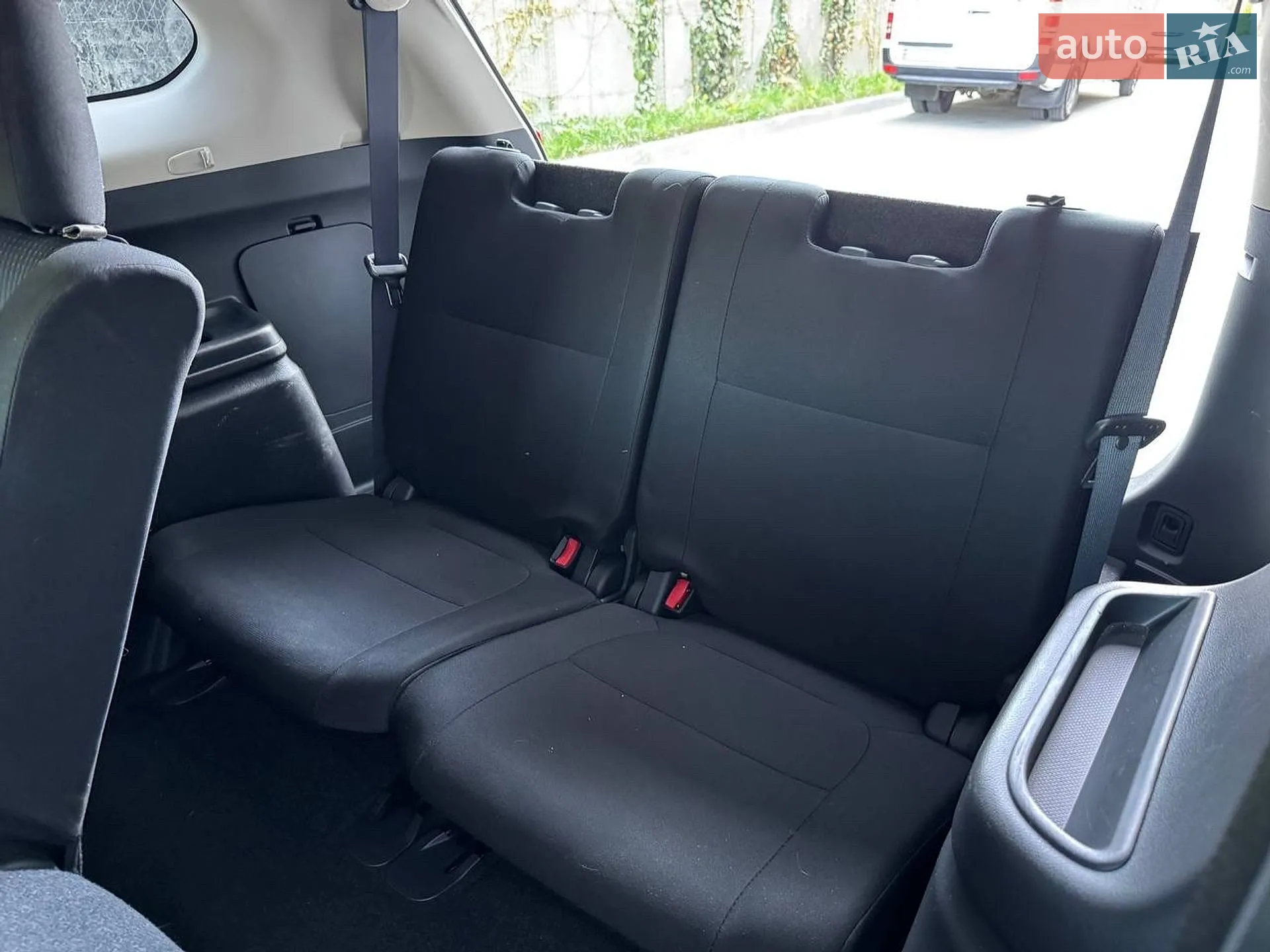 2018 Mitsubishi Outlander - мініатюра 38
