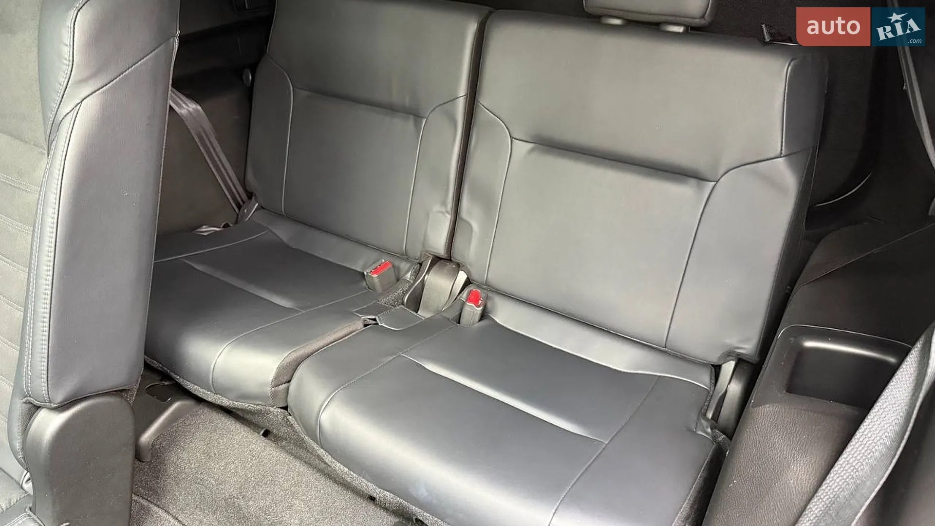 2022 Mitsubishi Outlander - мініатюра 14