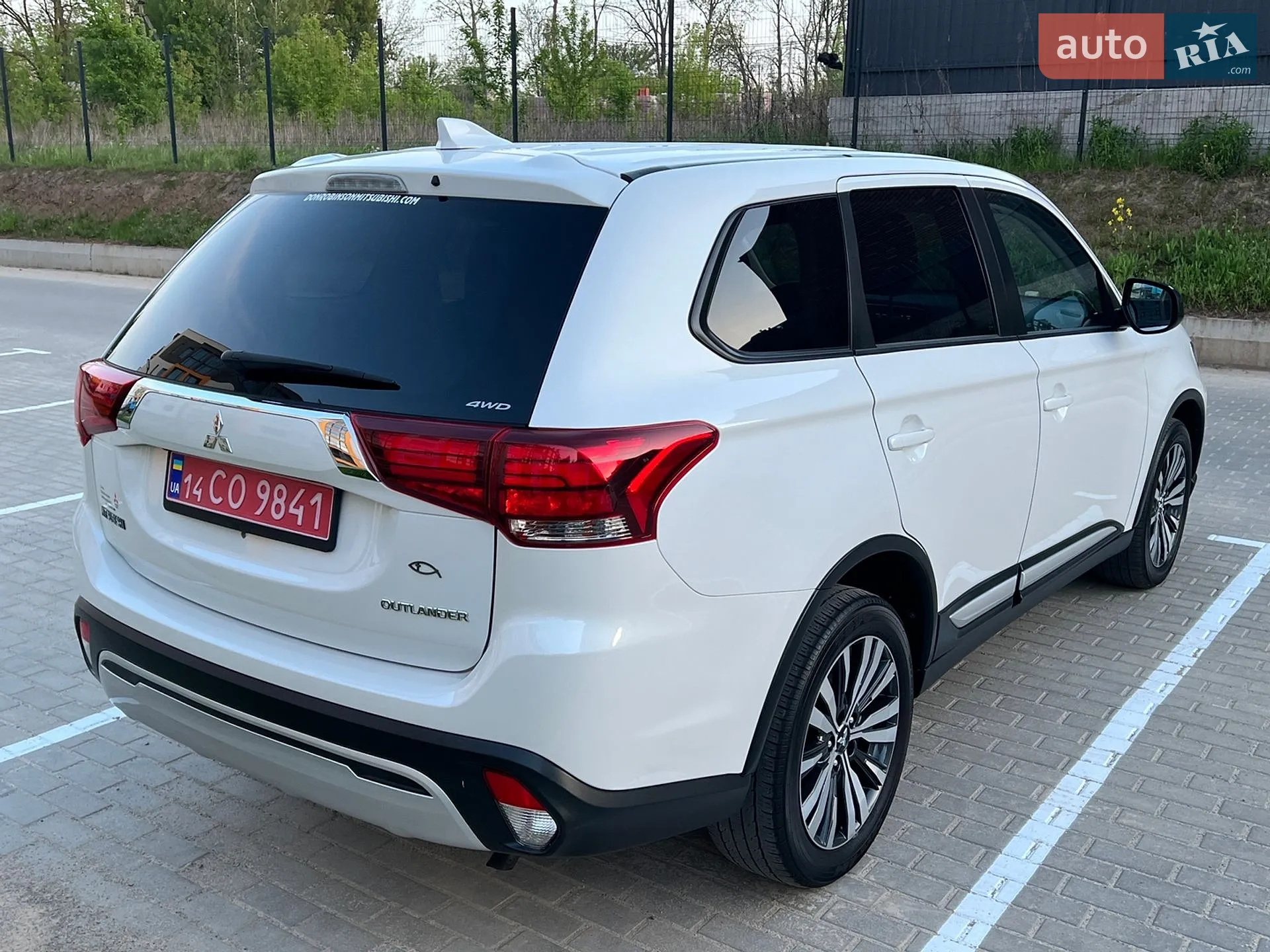 2019 Mitsubishi Outlander - мініатюра 11
