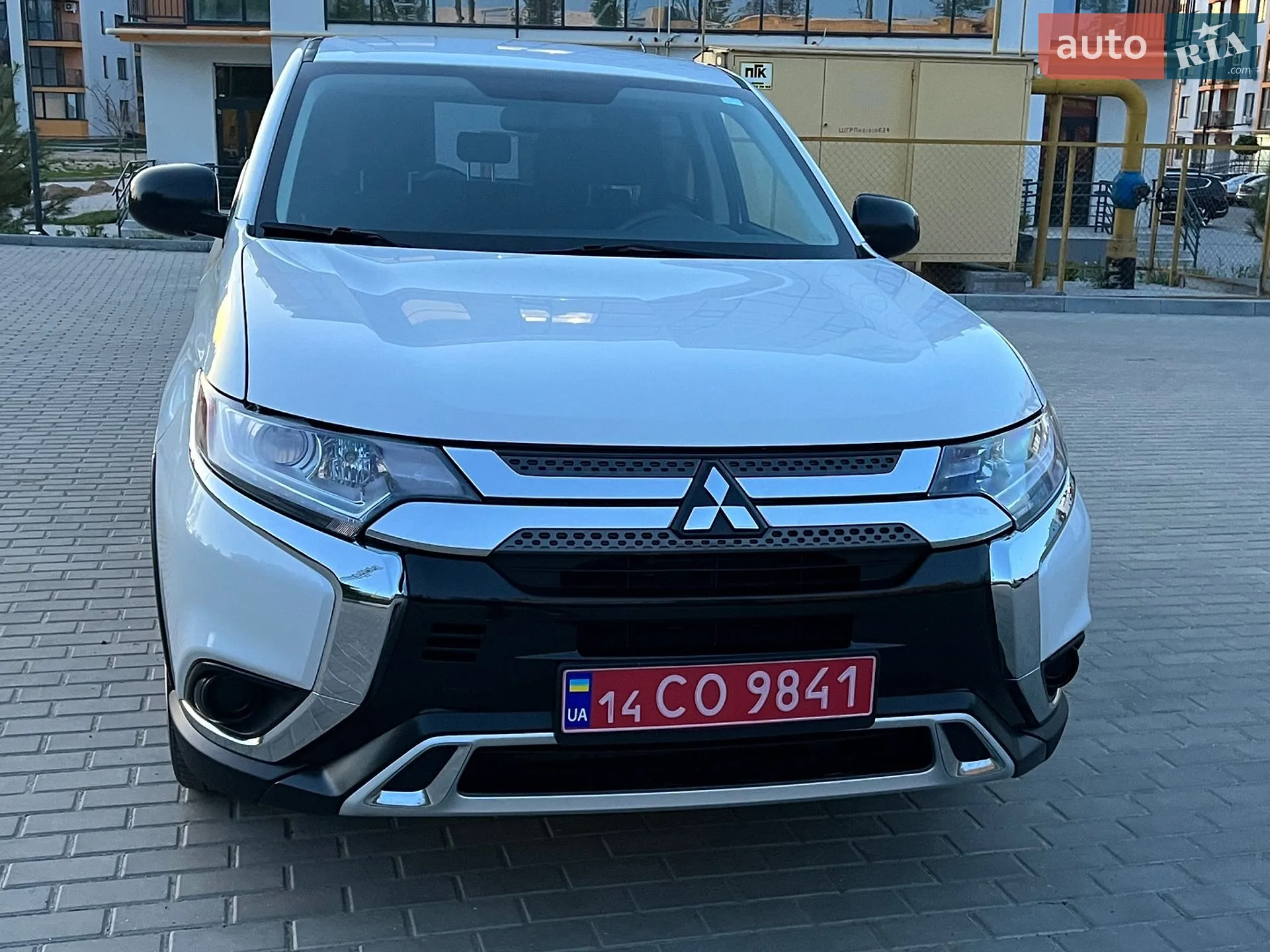 2019 Mitsubishi Outlander - мініатюра 38