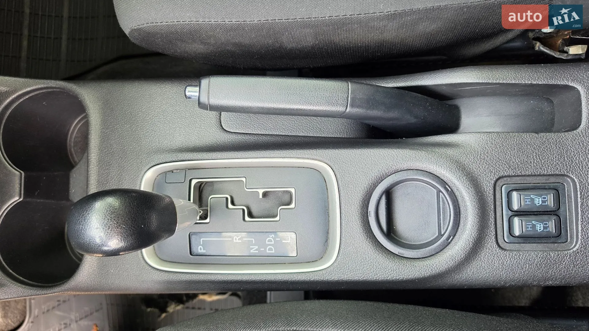 2012 Mitsubishi Outlander - мініатюра 15