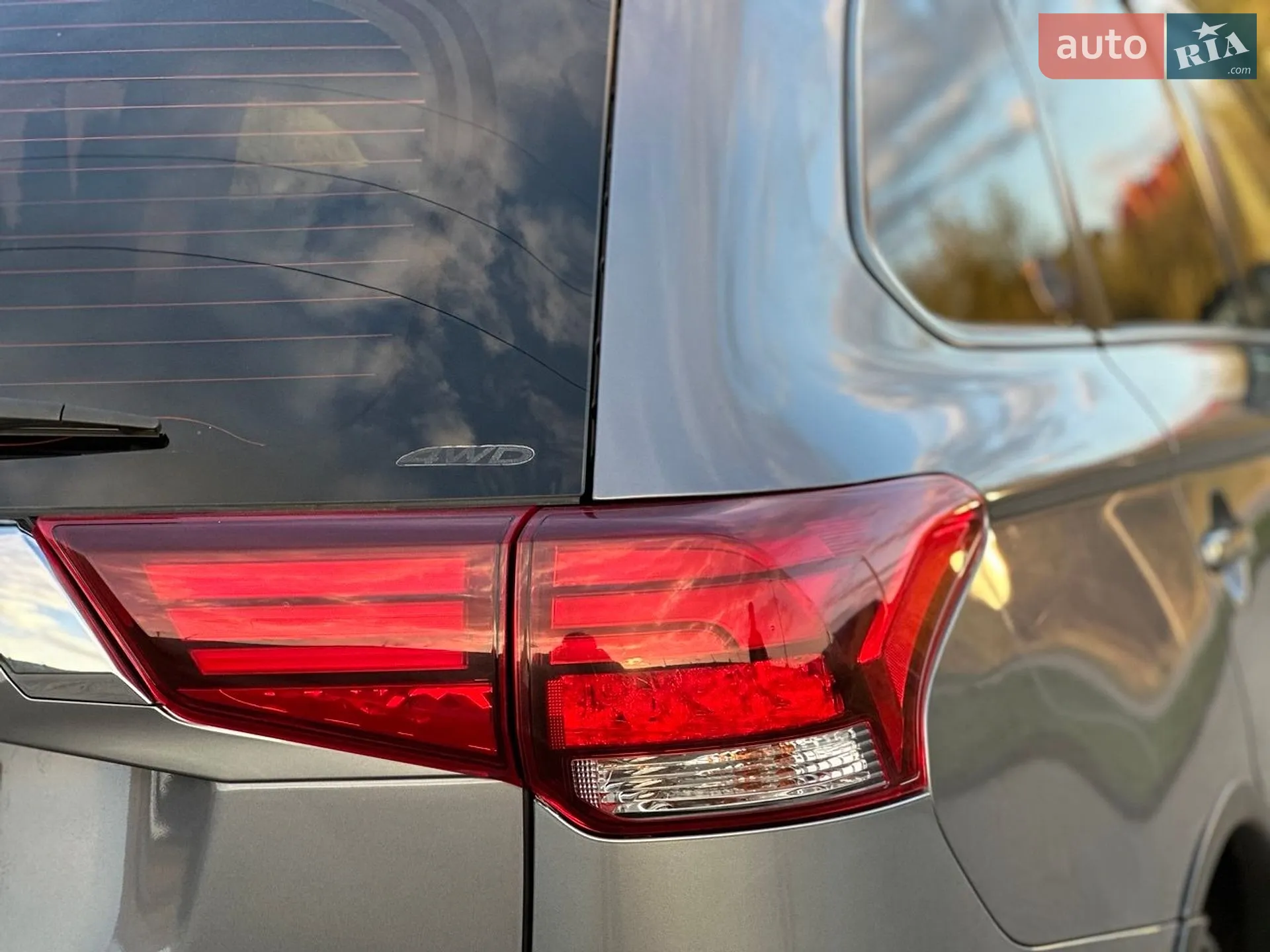 2017 Mitsubishi Outlander - мініатюра 29