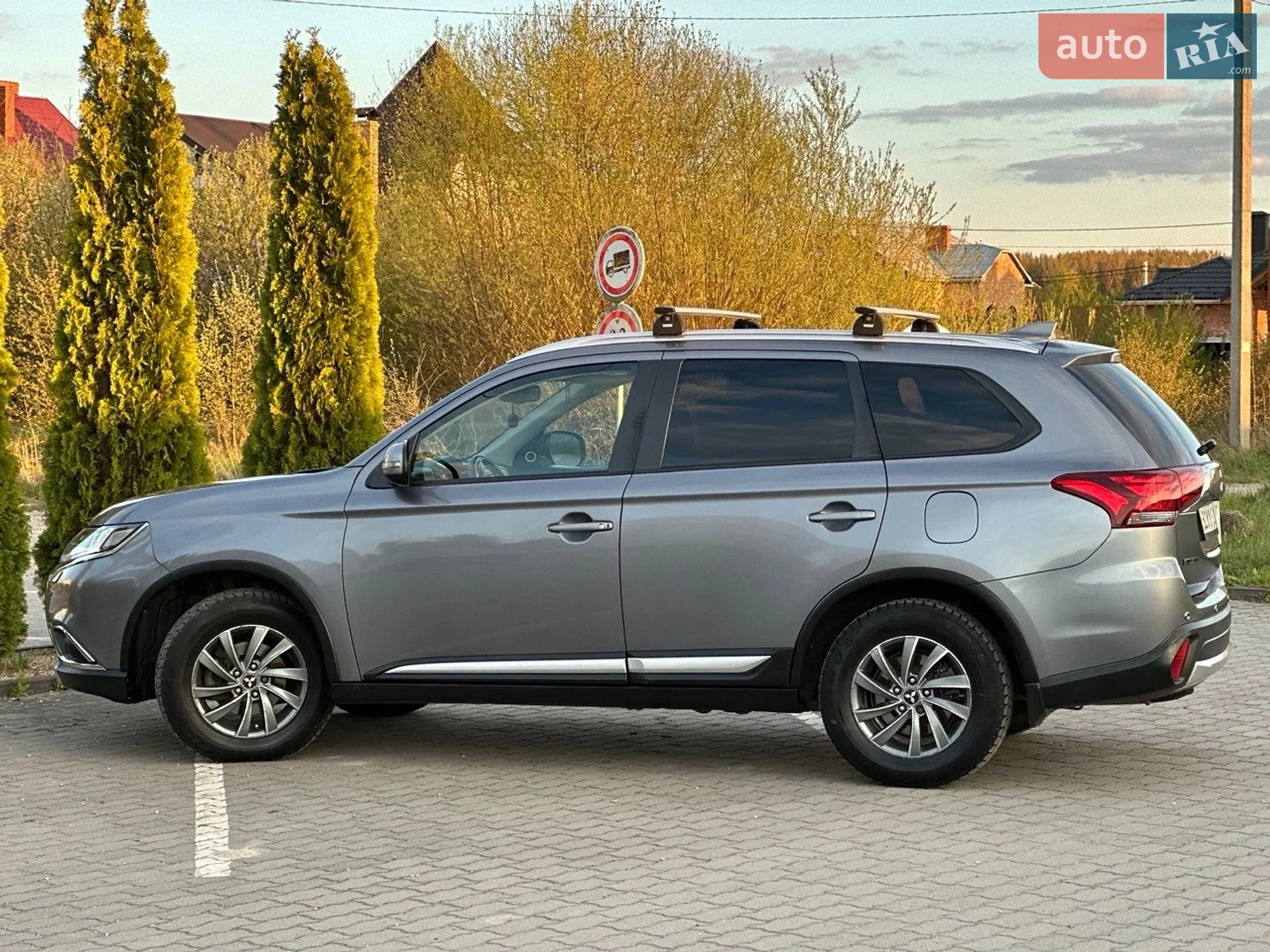2017 Mitsubishi Outlander - мініатюра 7
