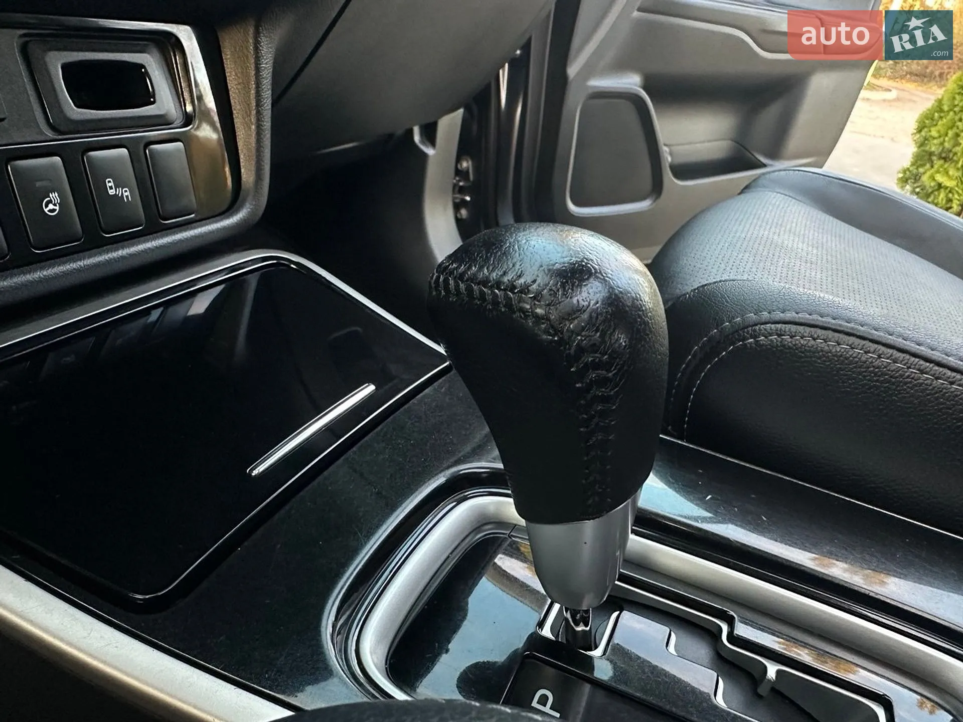 2017 Mitsubishi Outlander - мініатюра 65