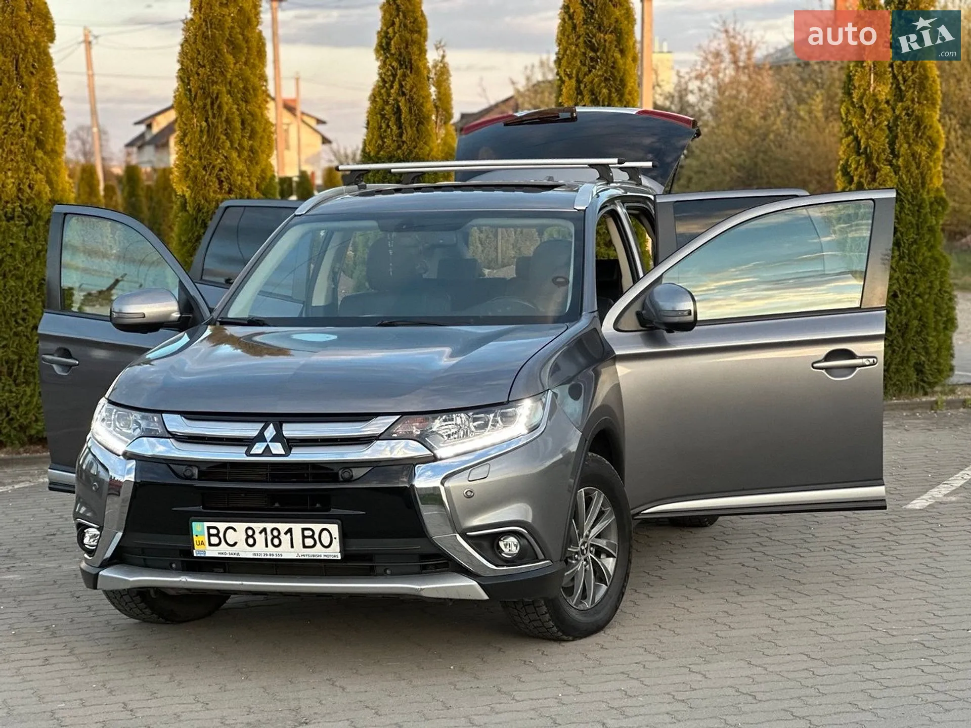 2017 Mitsubishi Outlander - мініатюра 26