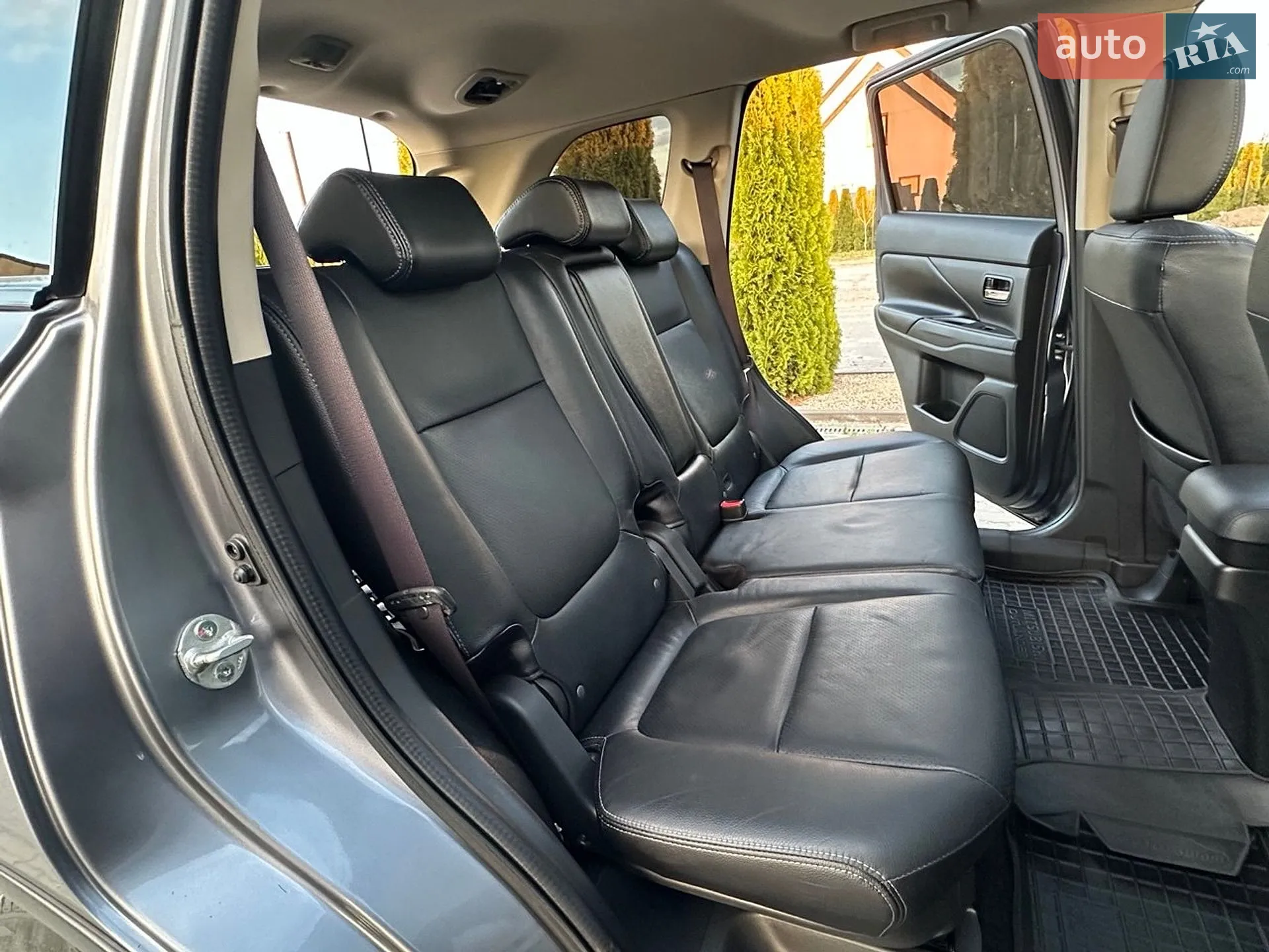 2017 Mitsubishi Outlander - мініатюра 78