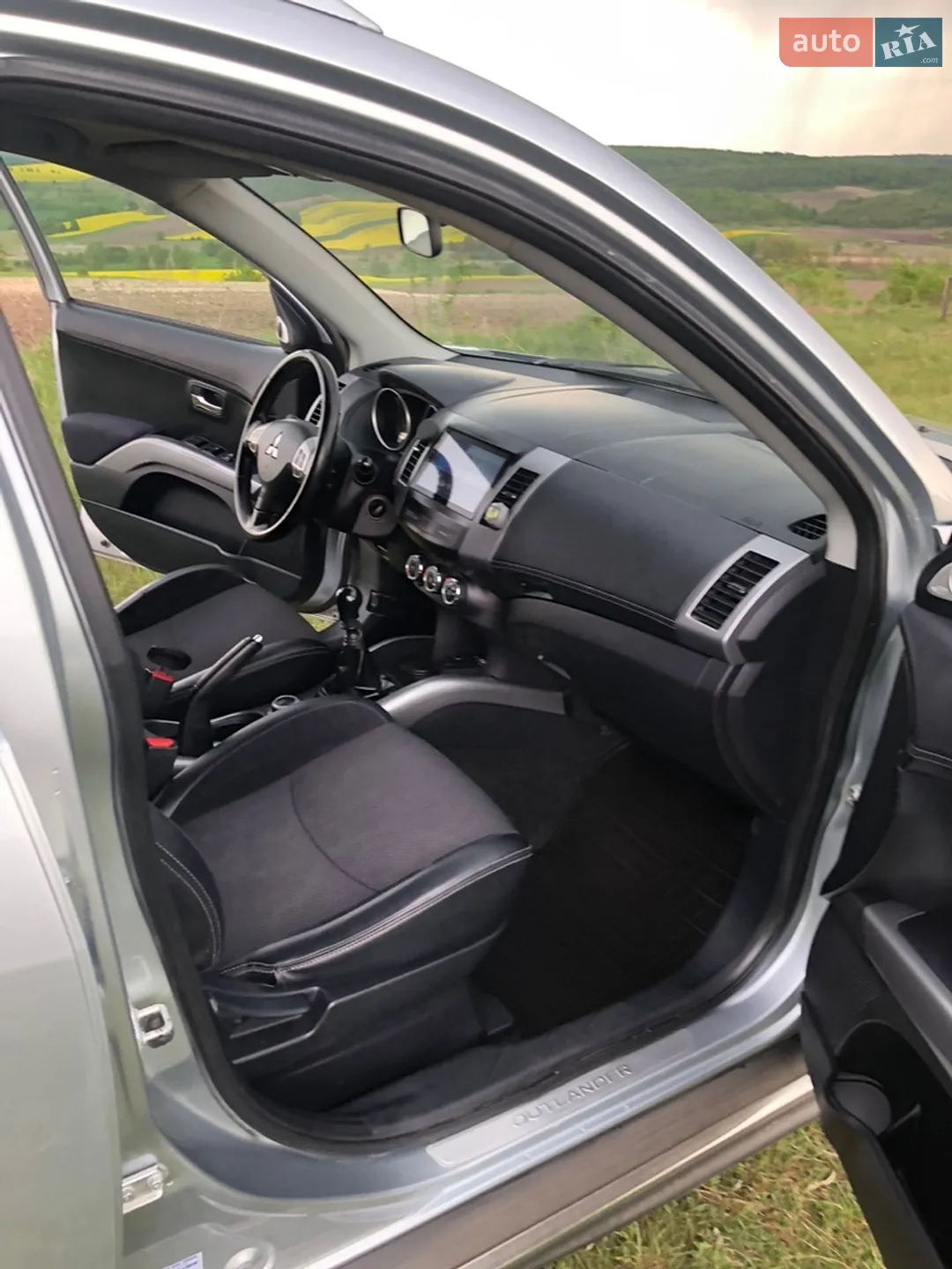 2010 Mitsubishi Outlander - мініатюра 23