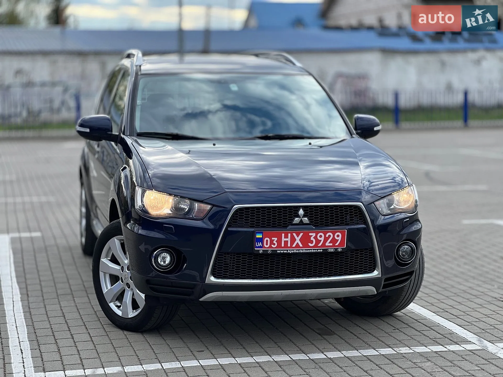 2010 Mitsubishi Outlander - мініатюра 3