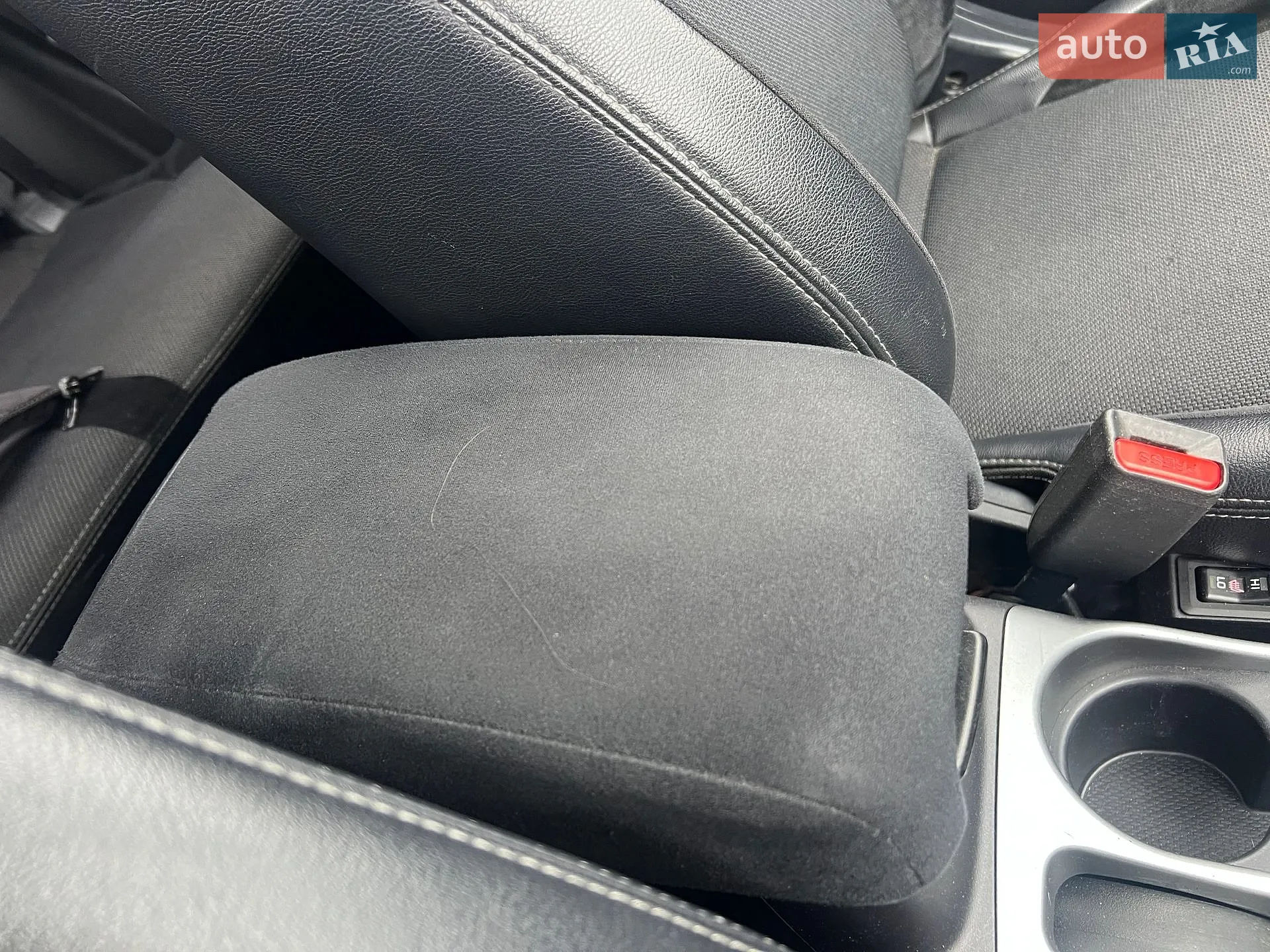 2010 Mitsubishi Outlander - мініатюра 42
