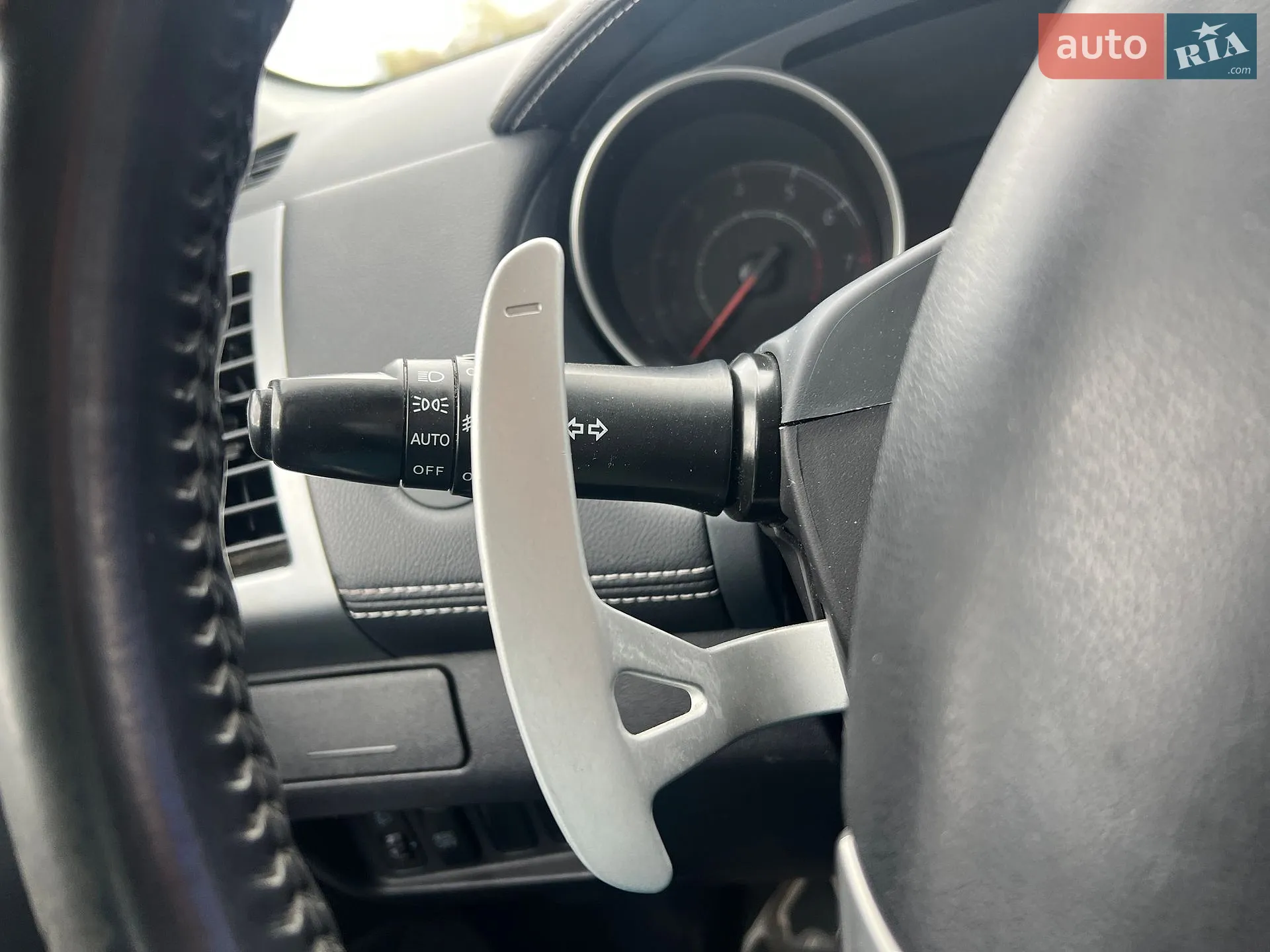 2010 Mitsubishi Outlander - мініатюра 72