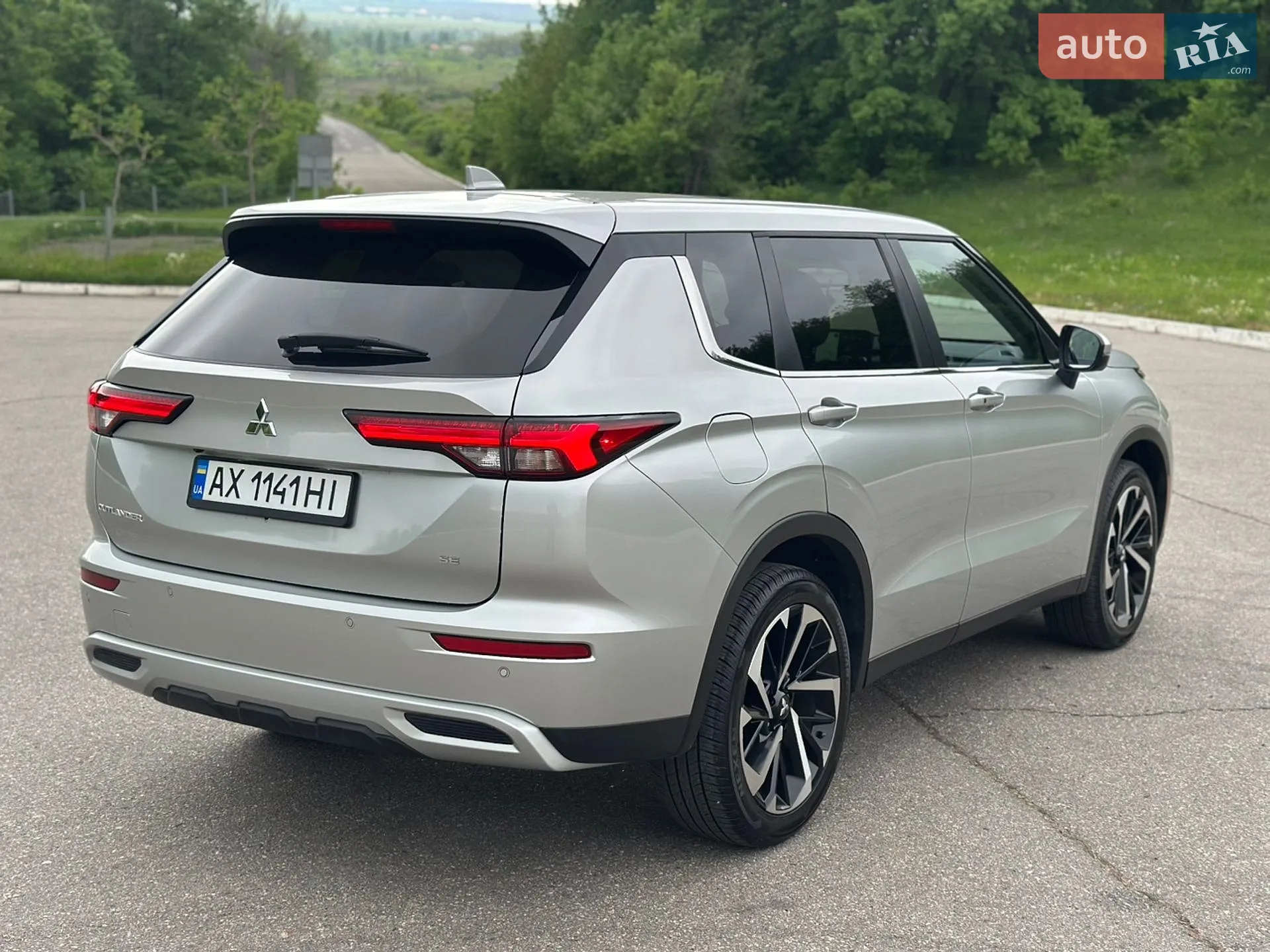 2024 Mitsubishi Outlander - мініатюра 10