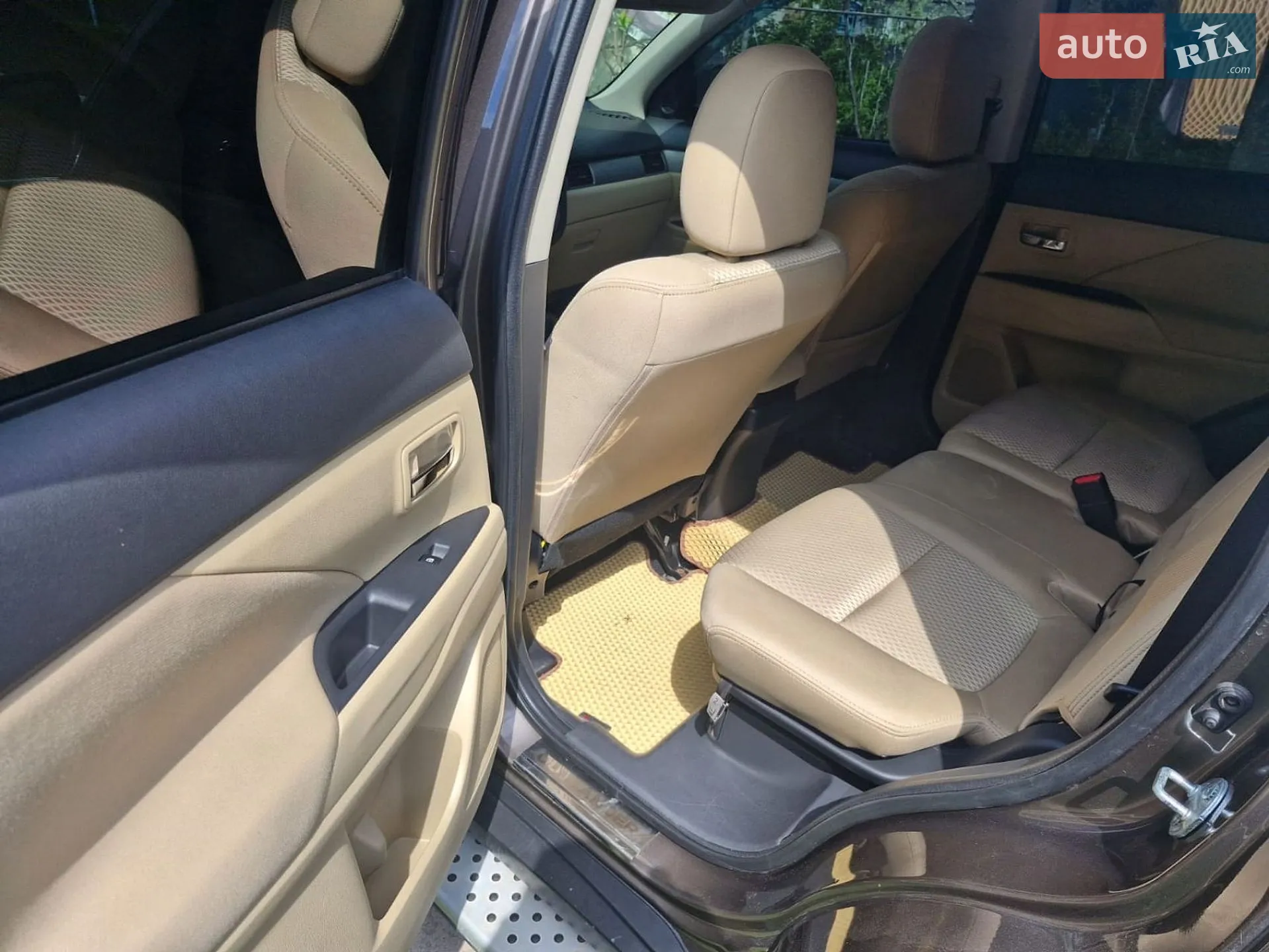 2018 Mitsubishi Outlander - мініатюра 23