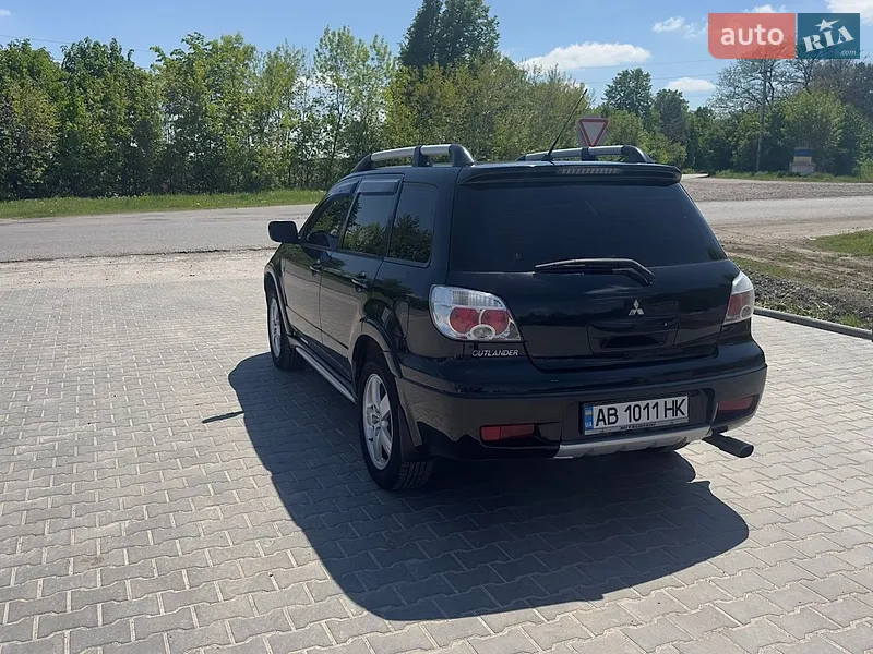 Mitsubishi Outlander