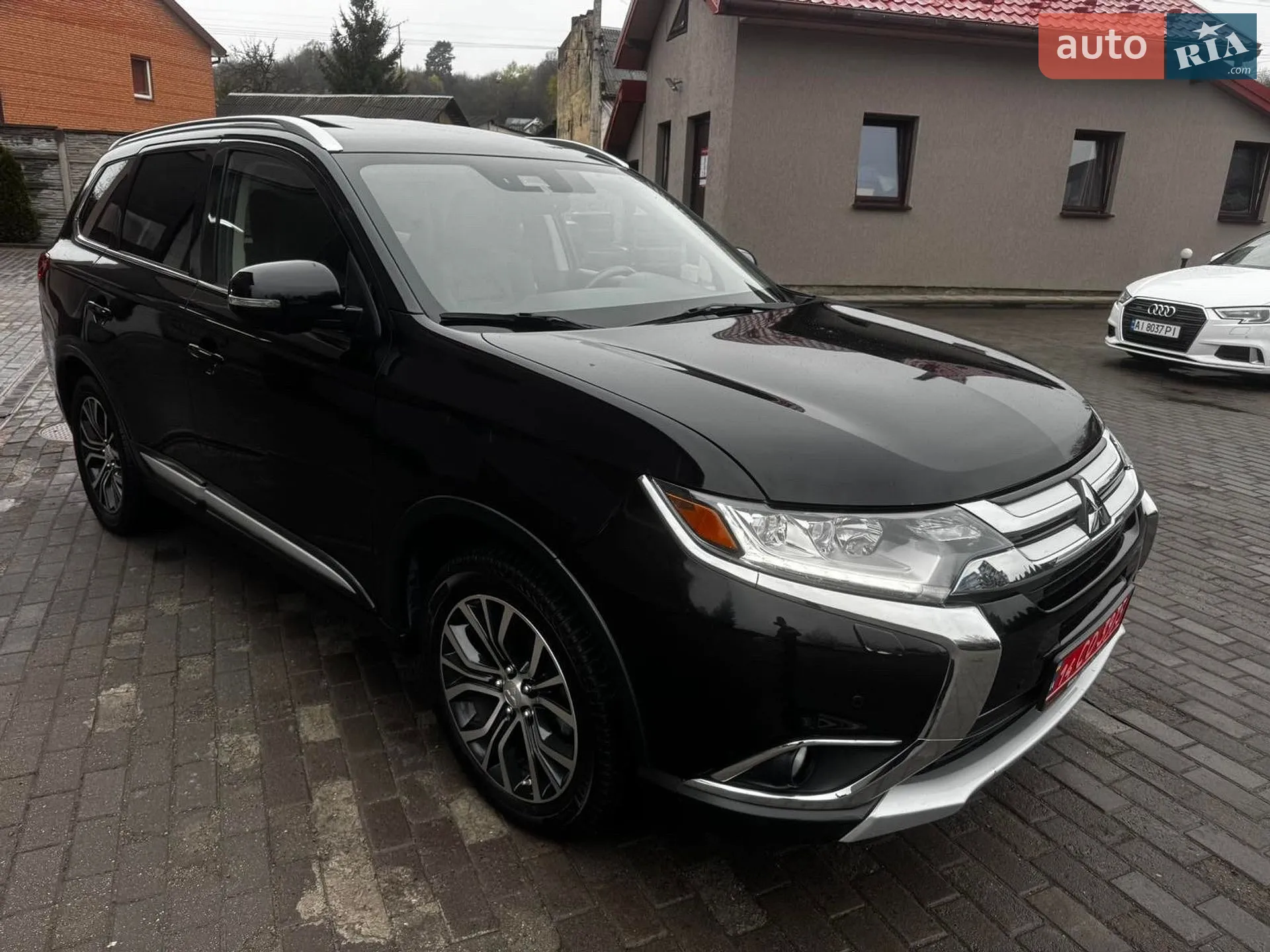 2018 Mitsubishi Outlander - мініатюра 9