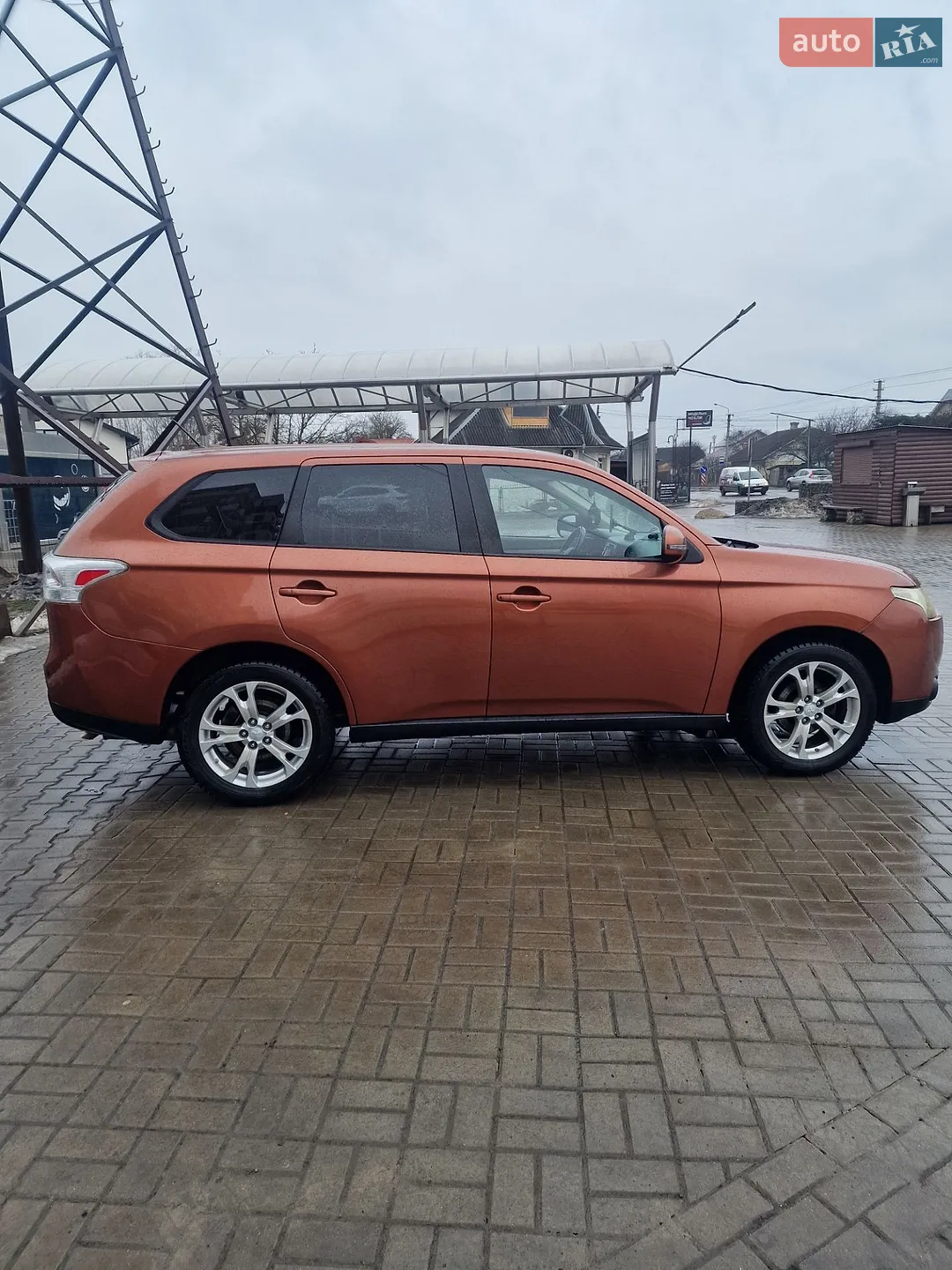 2013 Mitsubishi Outlander - мініатюра 2