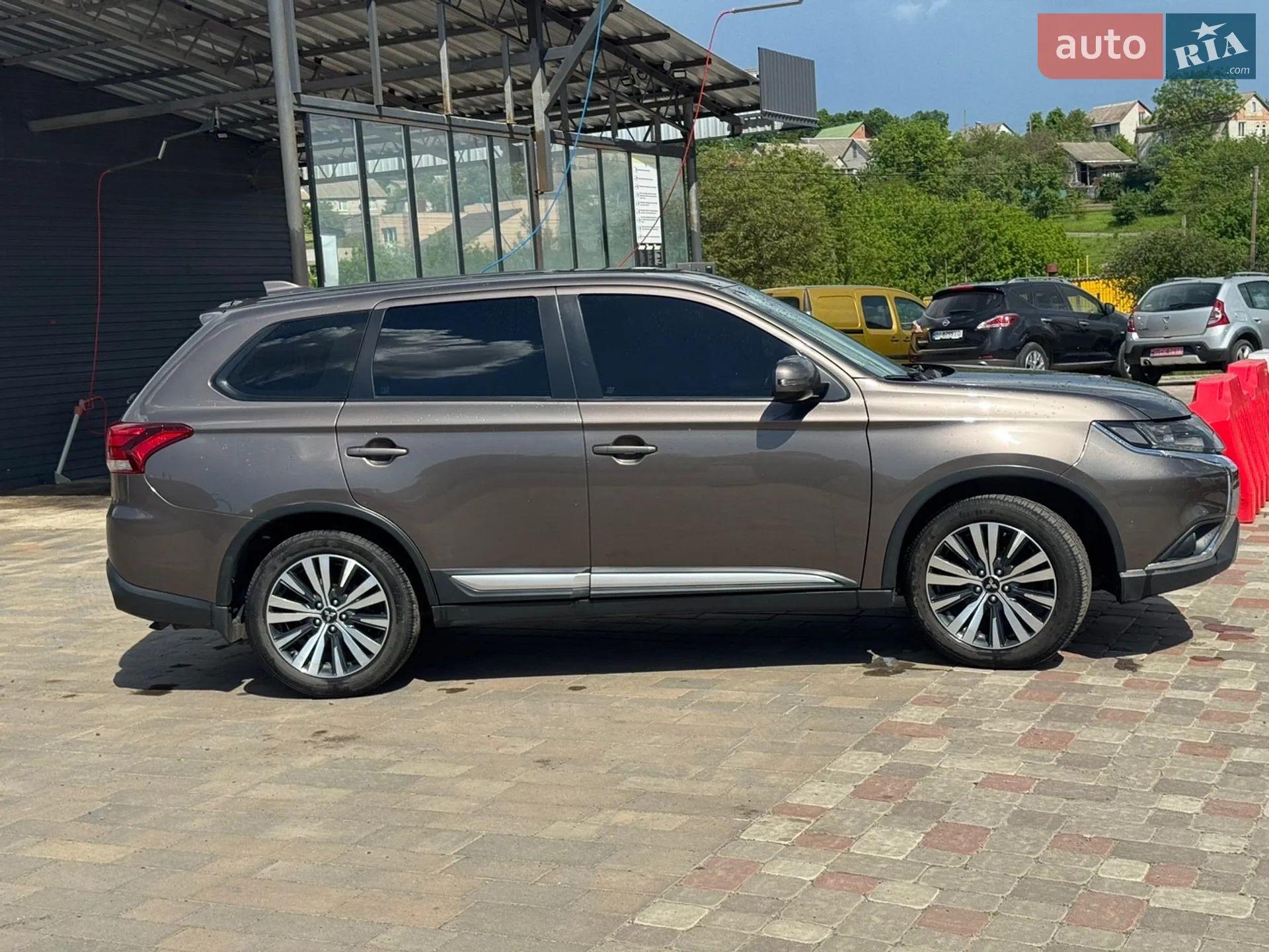 2018 Mitsubishi Outlander - мініатюра 4