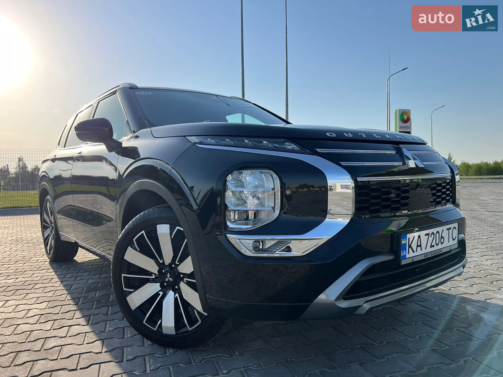 2025 Mitsubishi Outlander - мініатюра 3