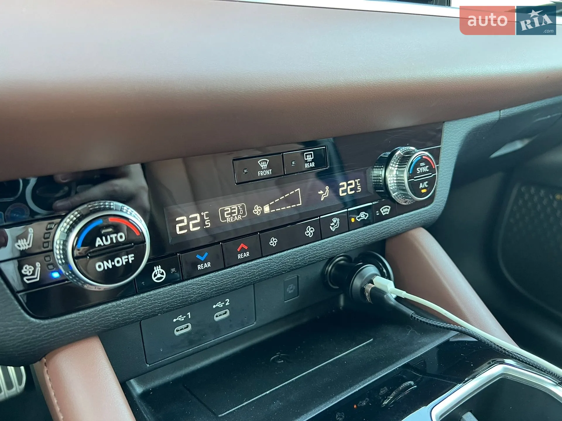 2025 Mitsubishi Outlander - мініатюра 46