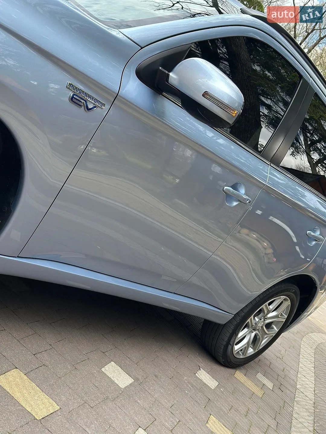 2014 Mitsubishi Outlander - мініатюра 10