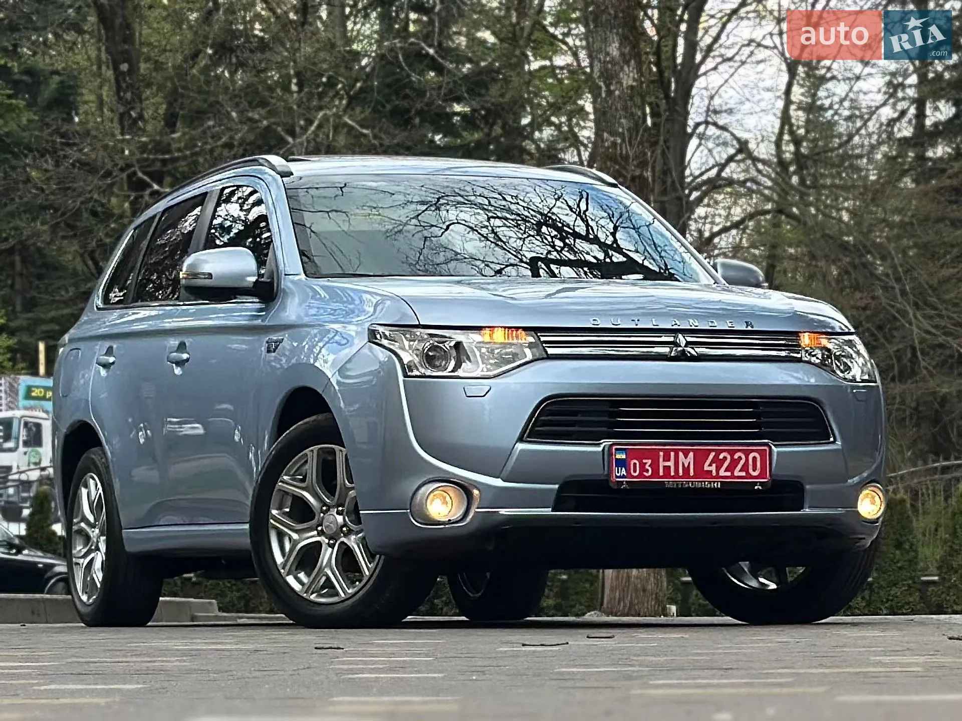 2014 Mitsubishi Outlander - мініатюра 16