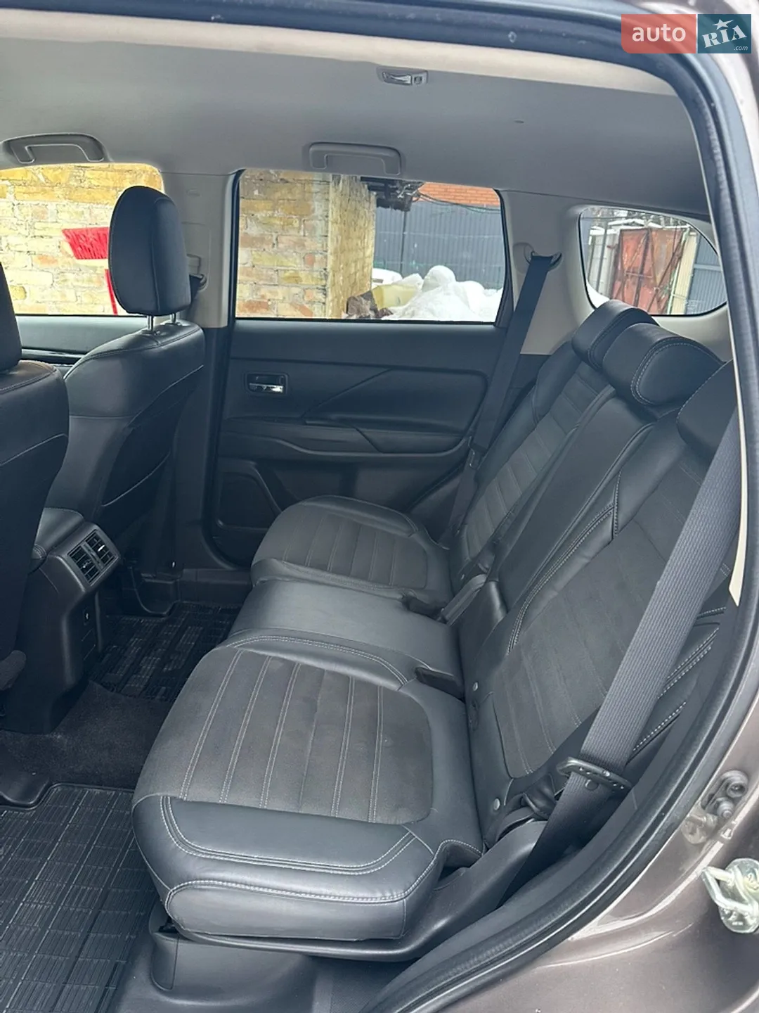 2019 Mitsubishi Outlander - мініатюра 12