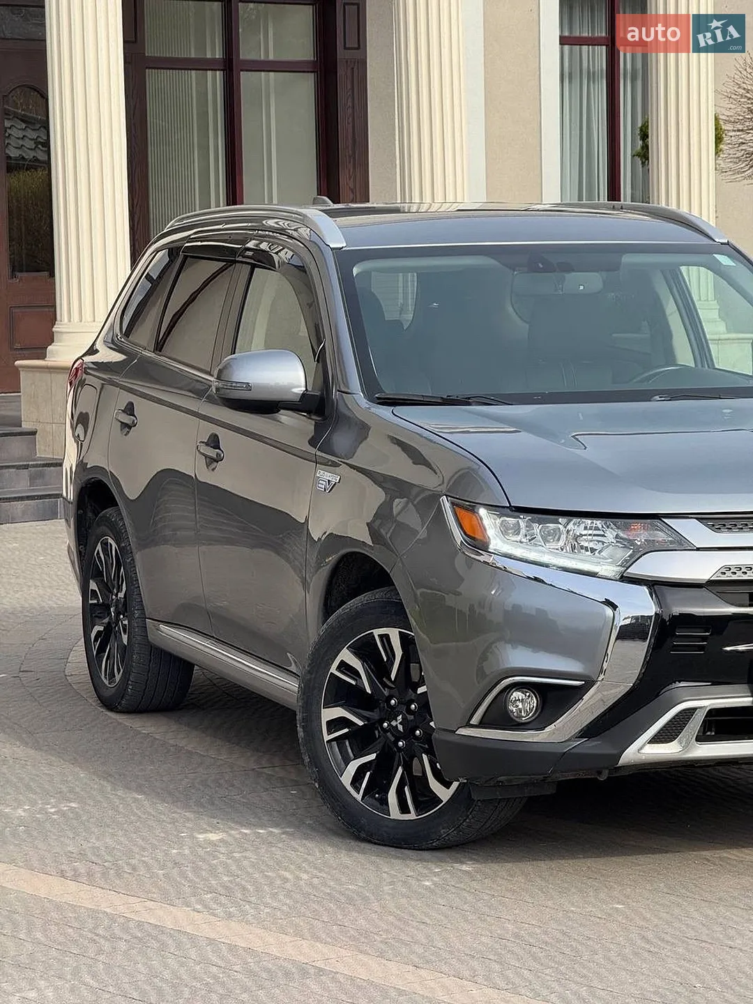 2018 Mitsubishi Outlander - мініатюра 9
