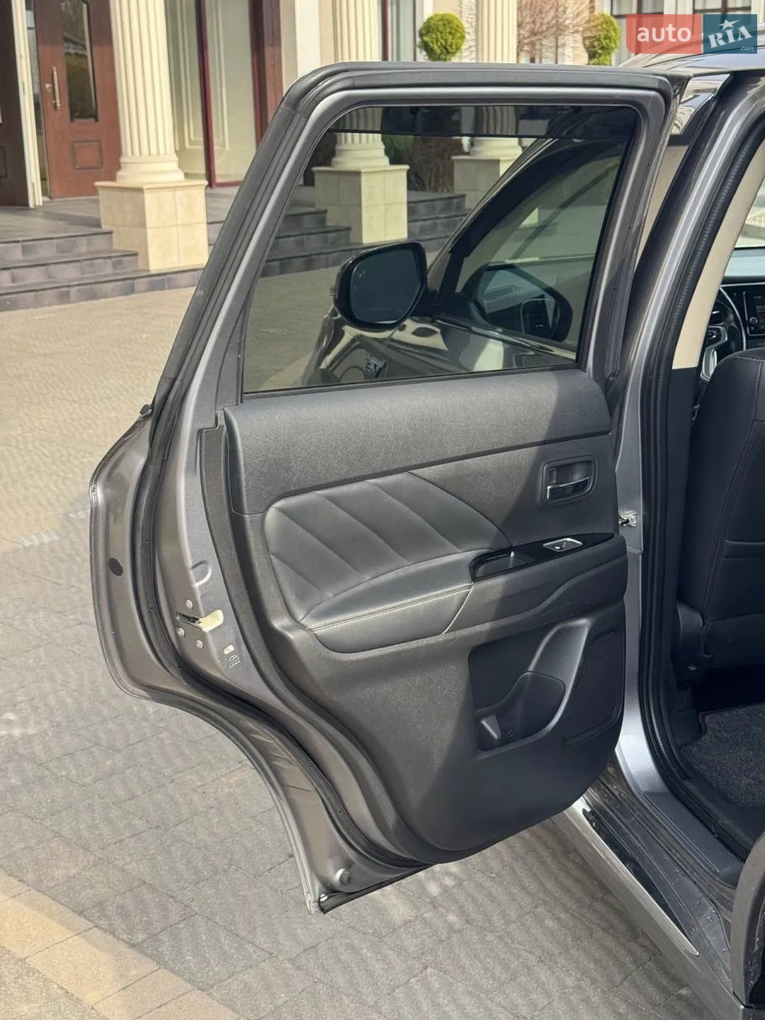 2018 Mitsubishi Outlander - мініатюра 24