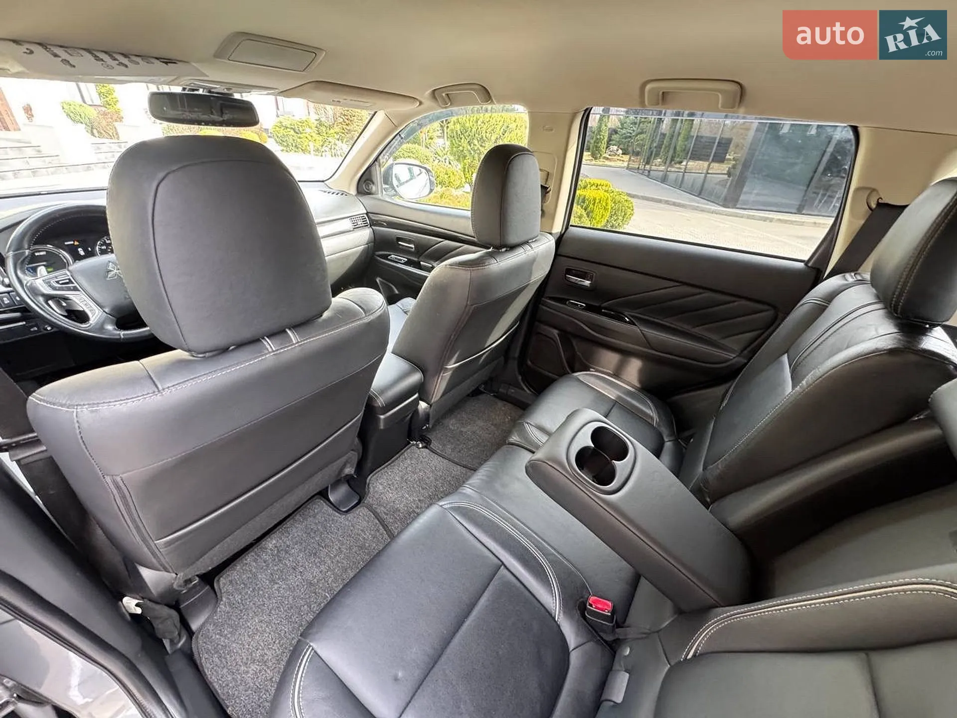 2018 Mitsubishi Outlander - мініатюра 30